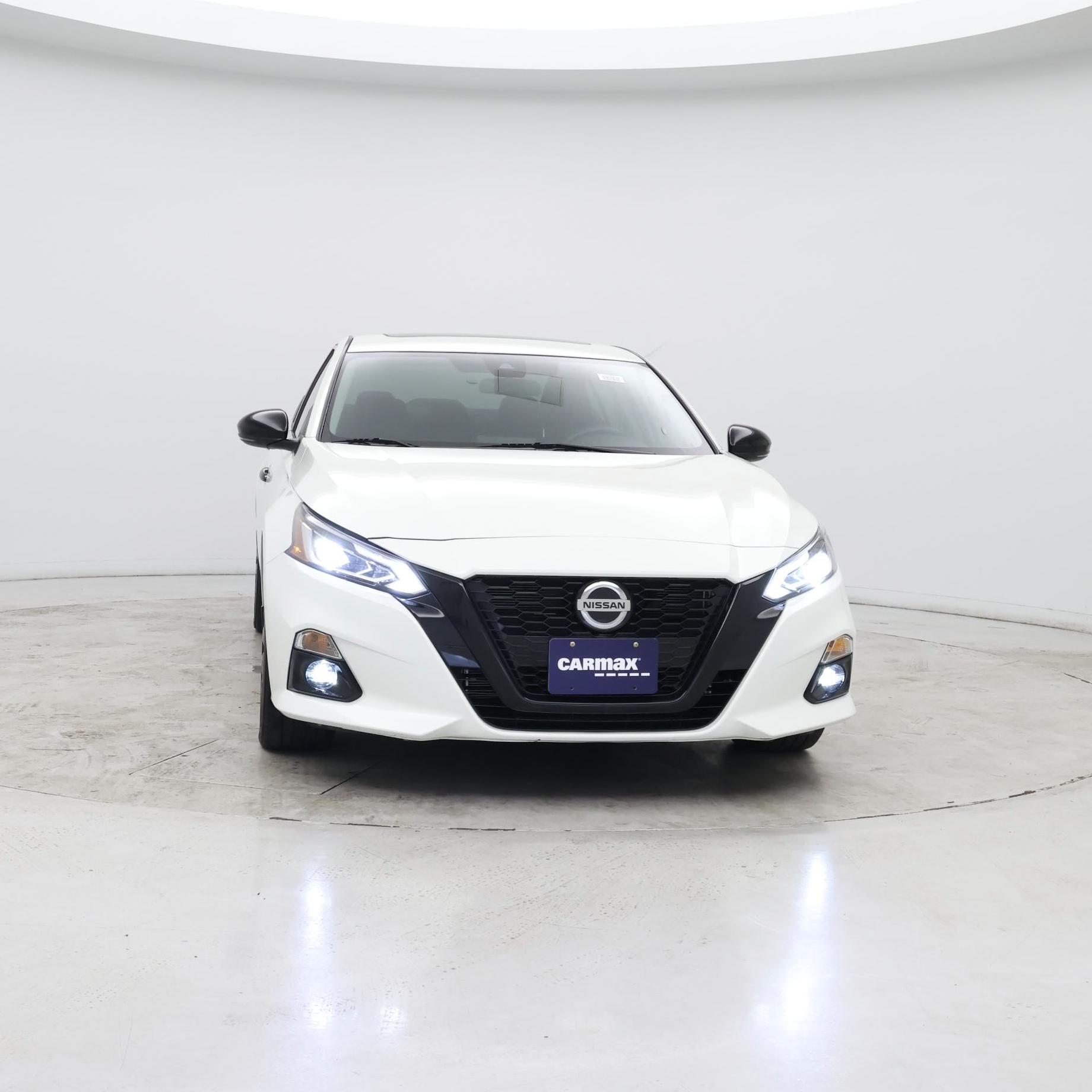 Thumbnail: 2022 Nissan Altima - 5