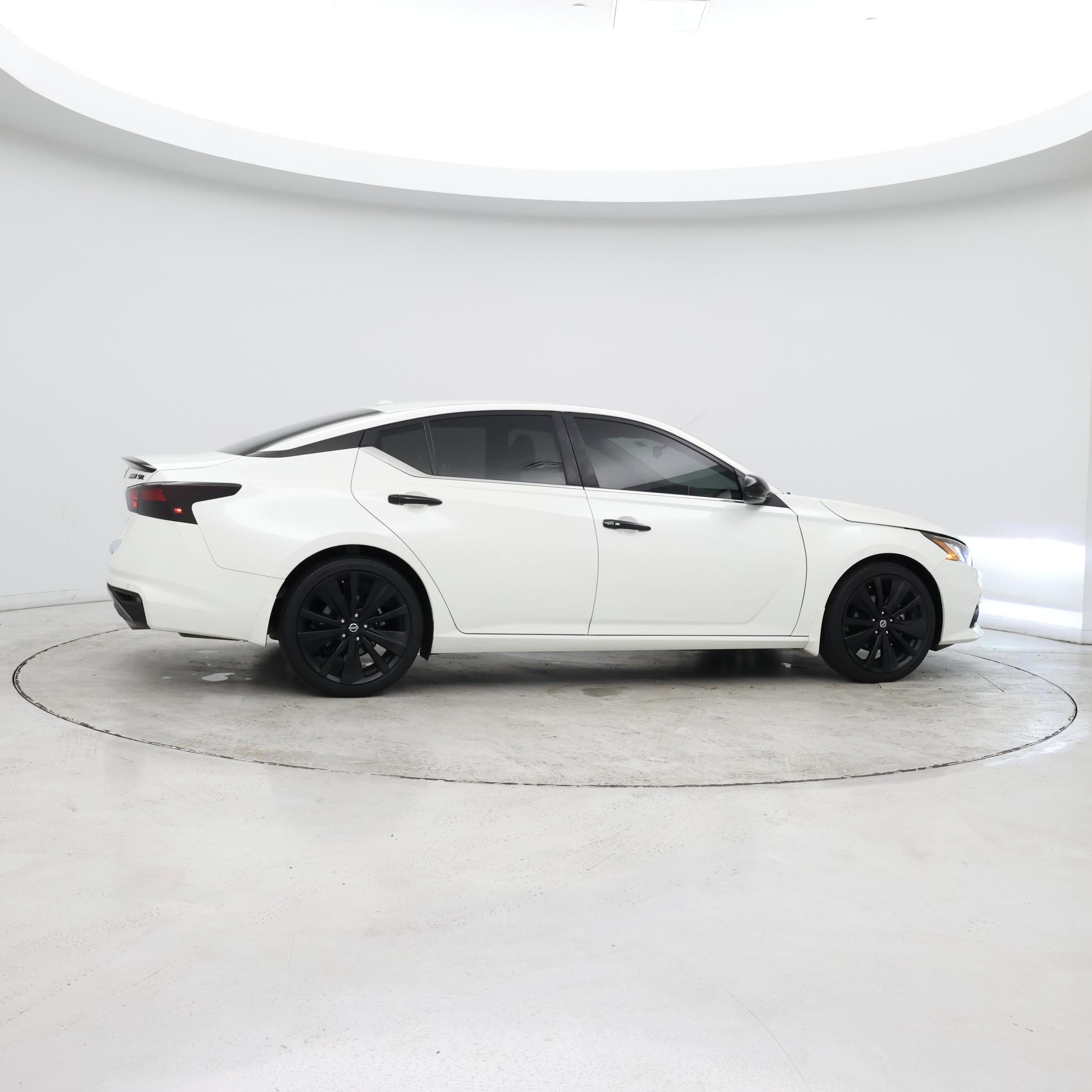 Thumbnail: 2022 Nissan Altima - 8