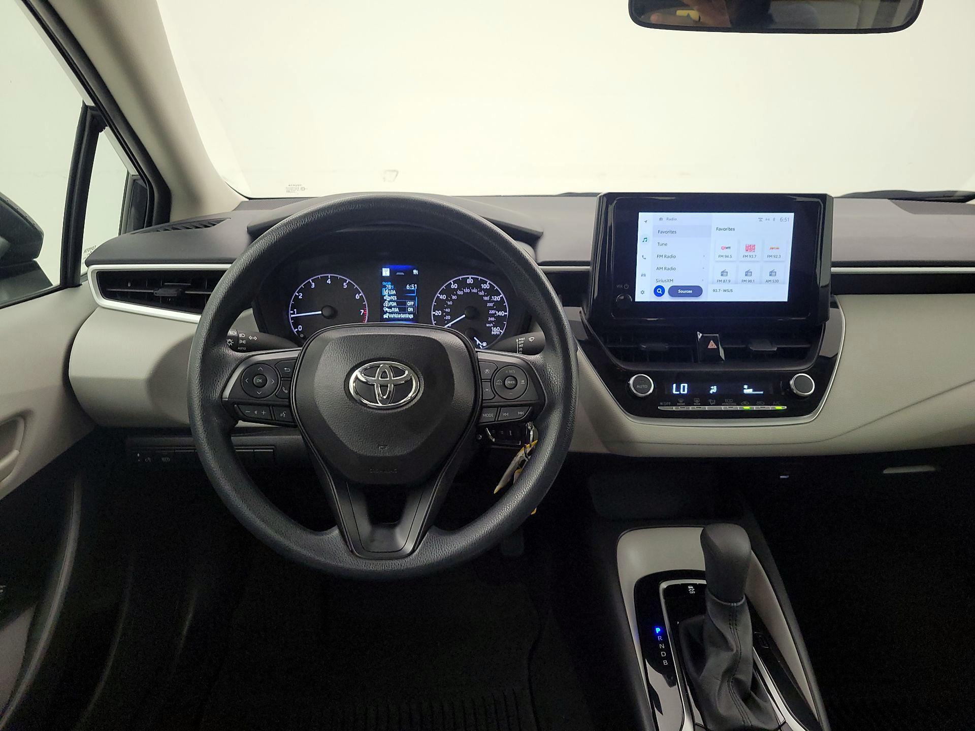Thumbnail: 2025 Toyota Corolla - 10