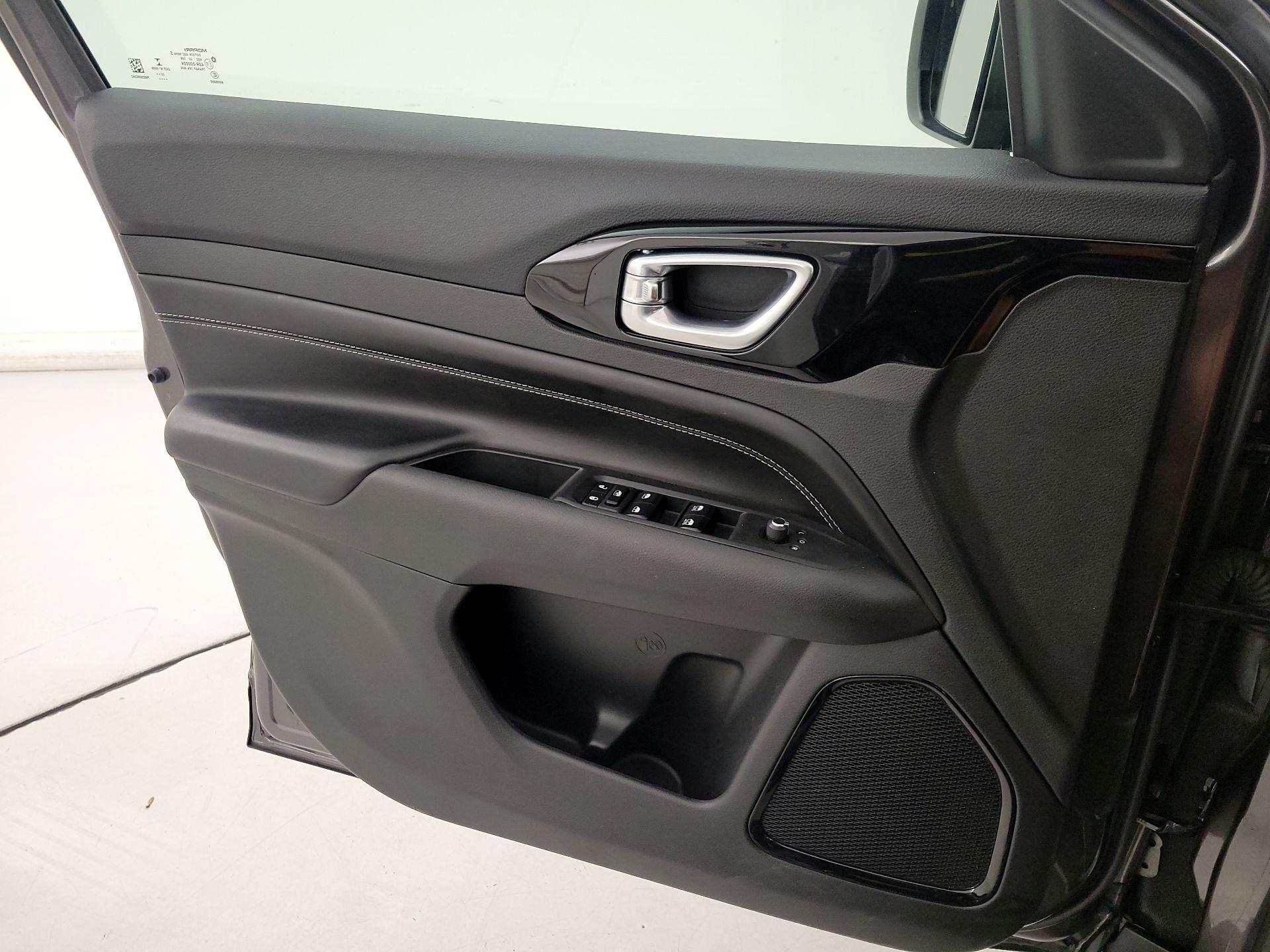Thumbnail: 2022 Jeep Compass - 12