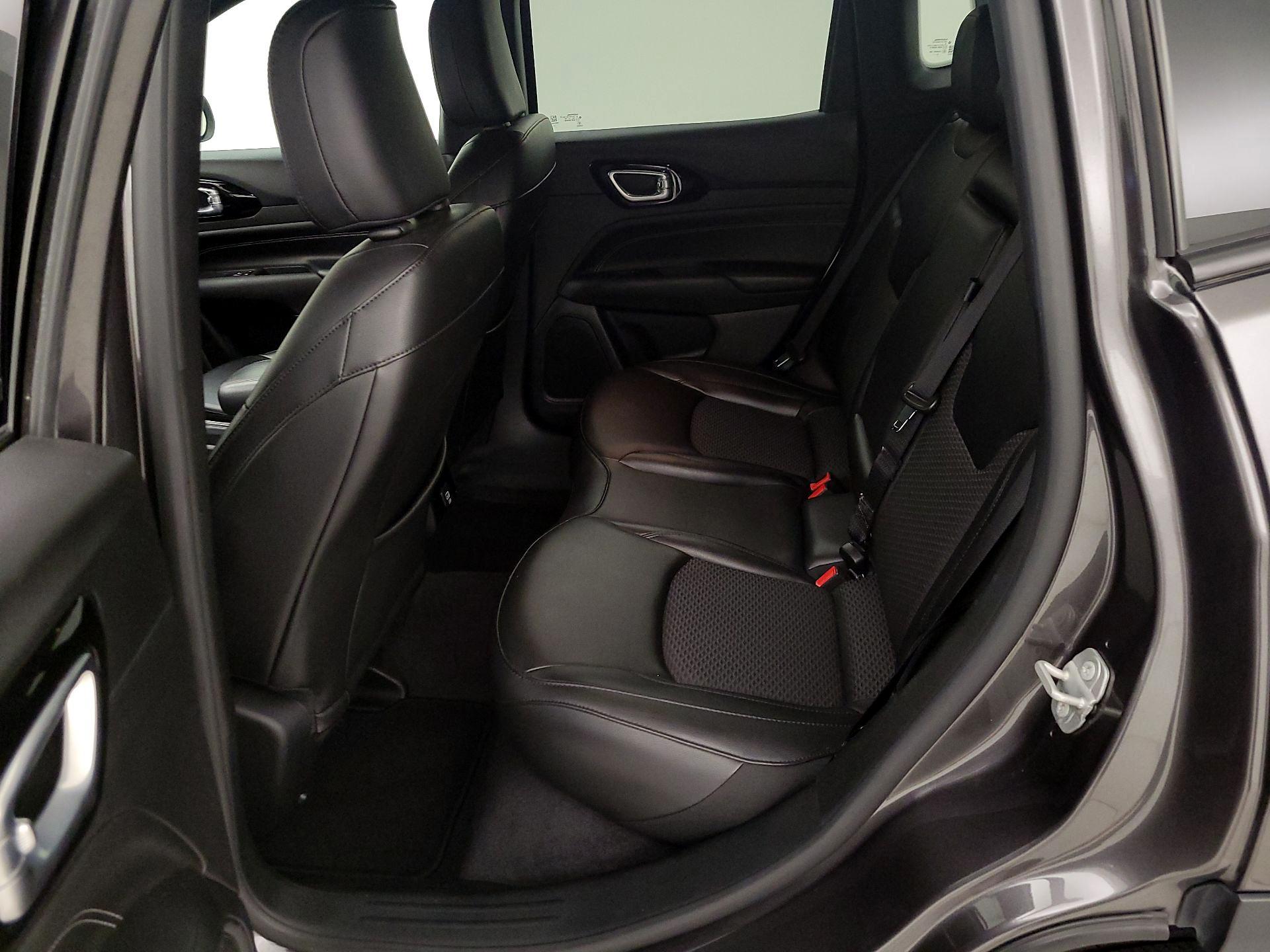 Thumbnail: 2022 Jeep Compass - 19