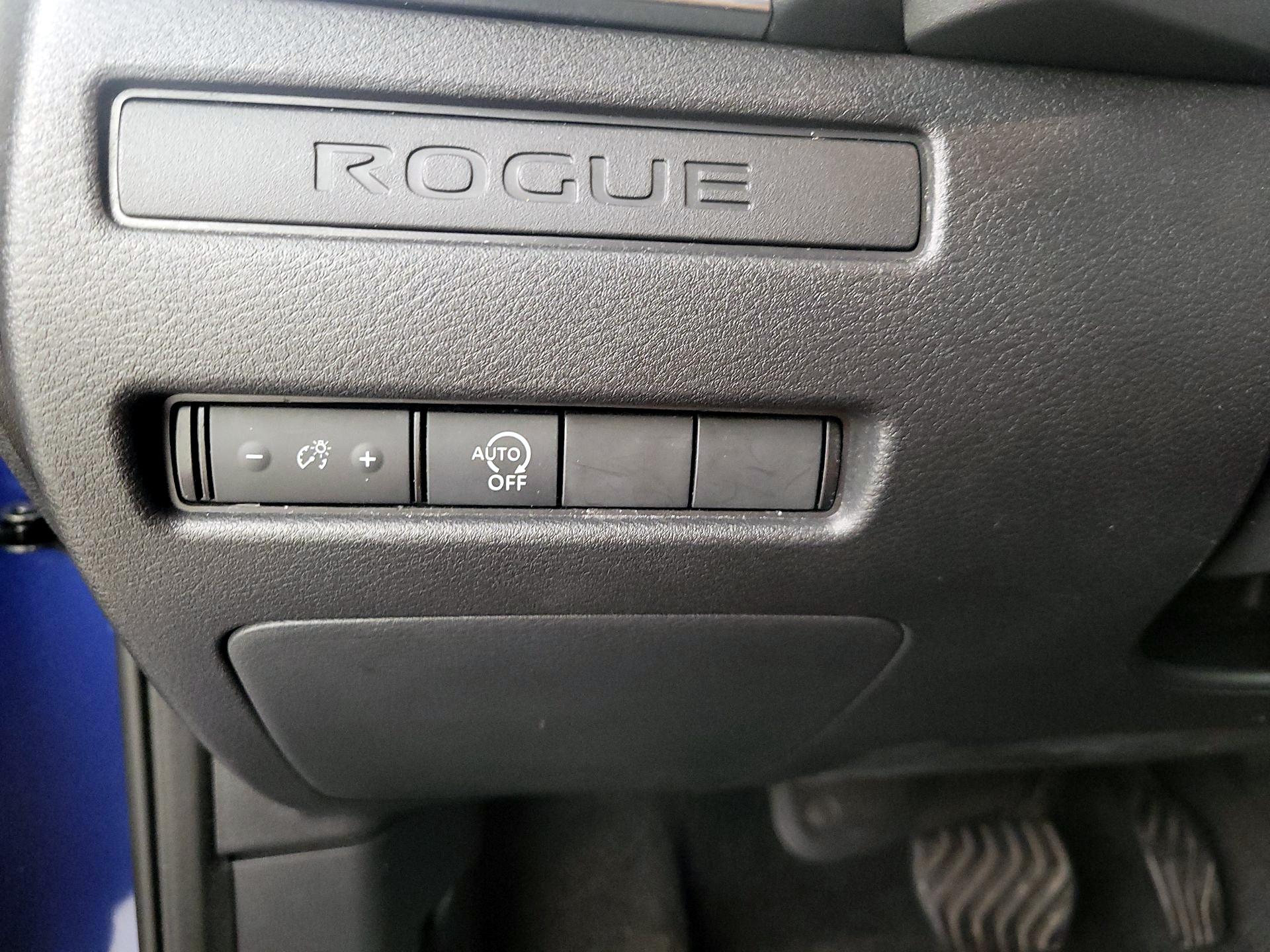 Thumbnail: 2023 Nissan Rogue - 13