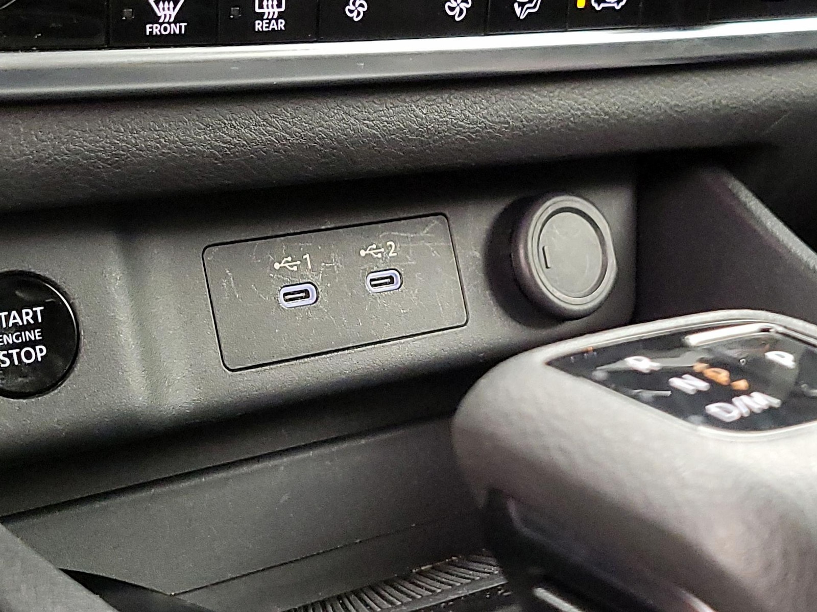 2025 Nissan Rogue SV - Photo 19
