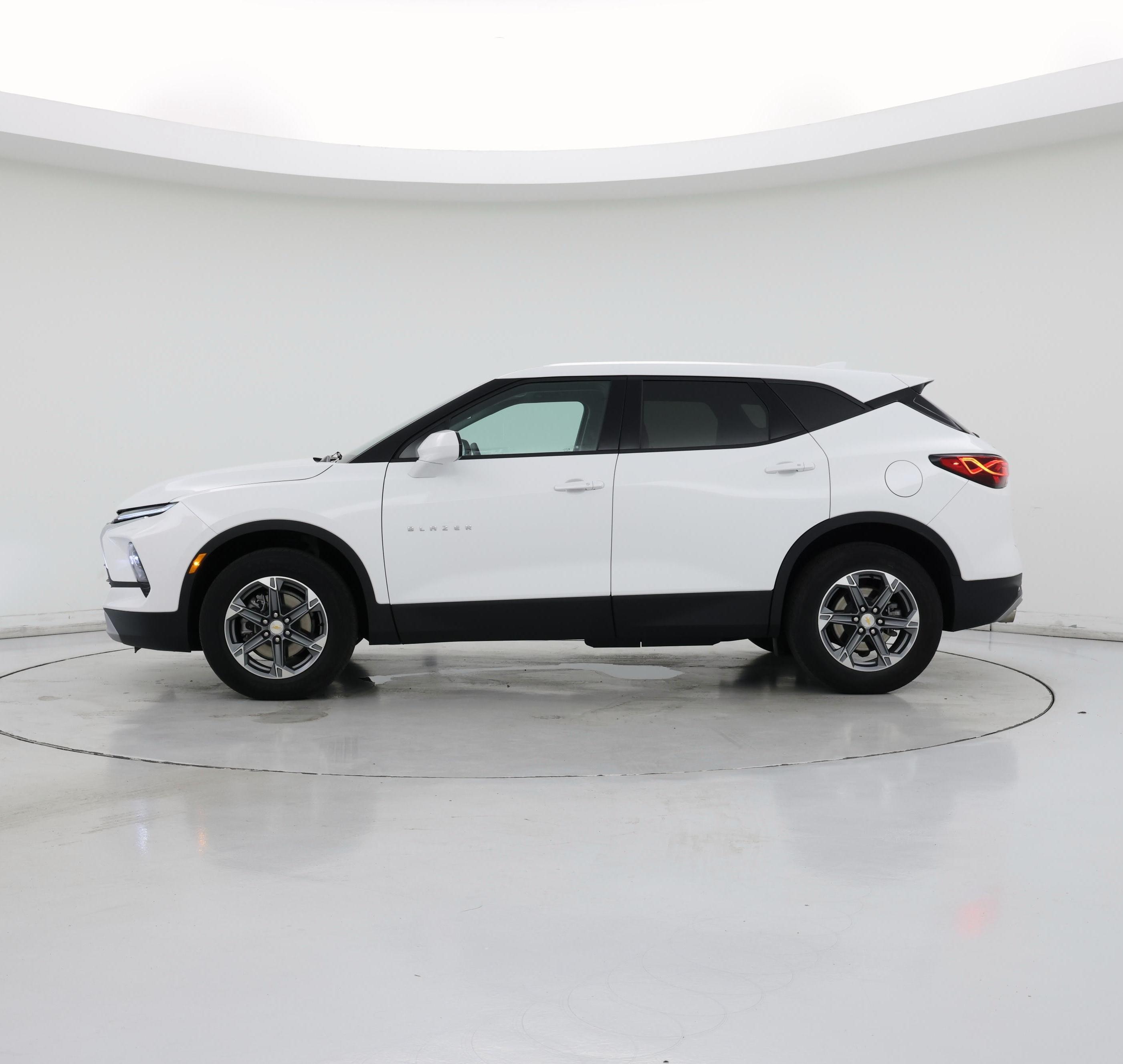 Thumbnail: 2025 Chevrolet Blazer - 3