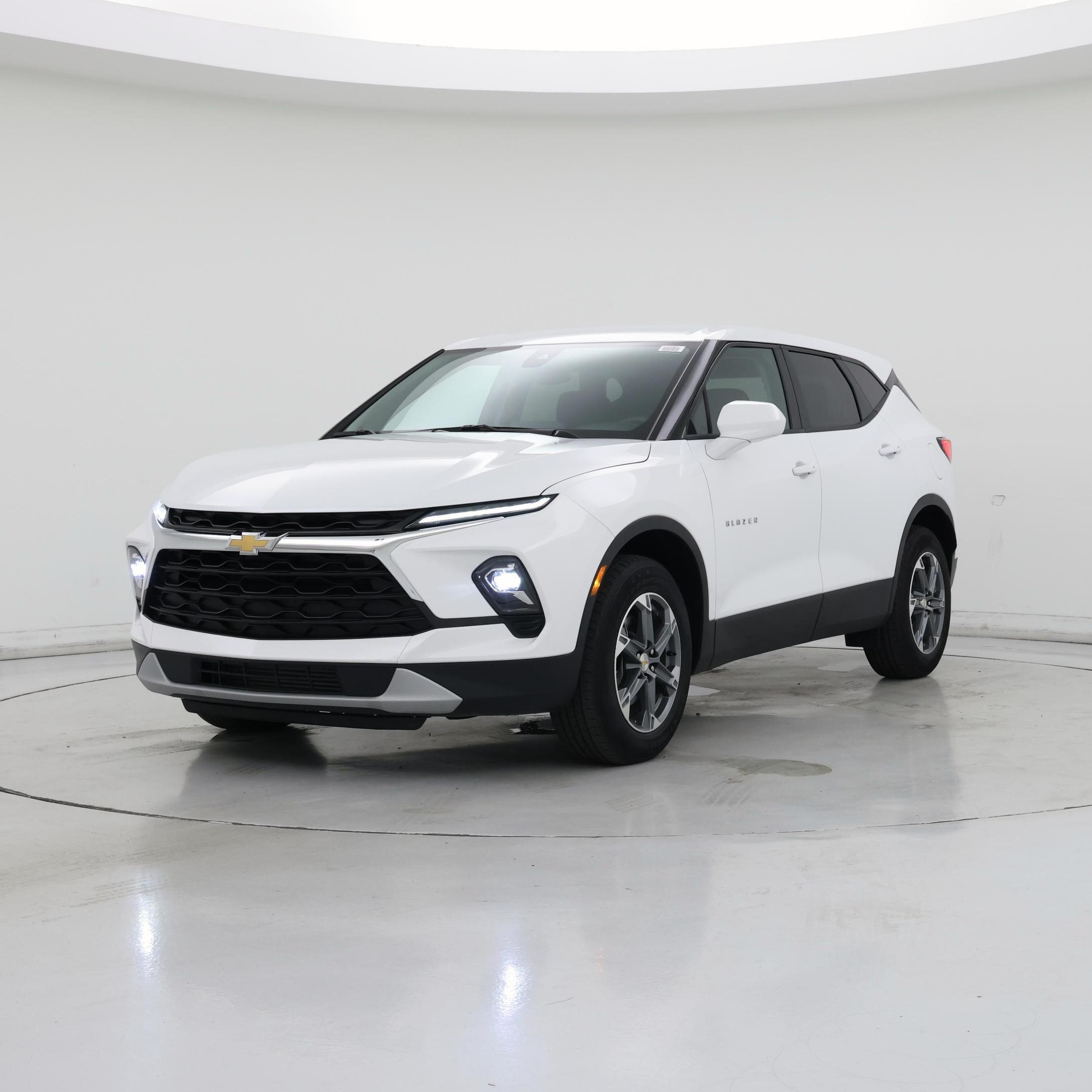 Thumbnail: 2025 Chevrolet Blazer - 4