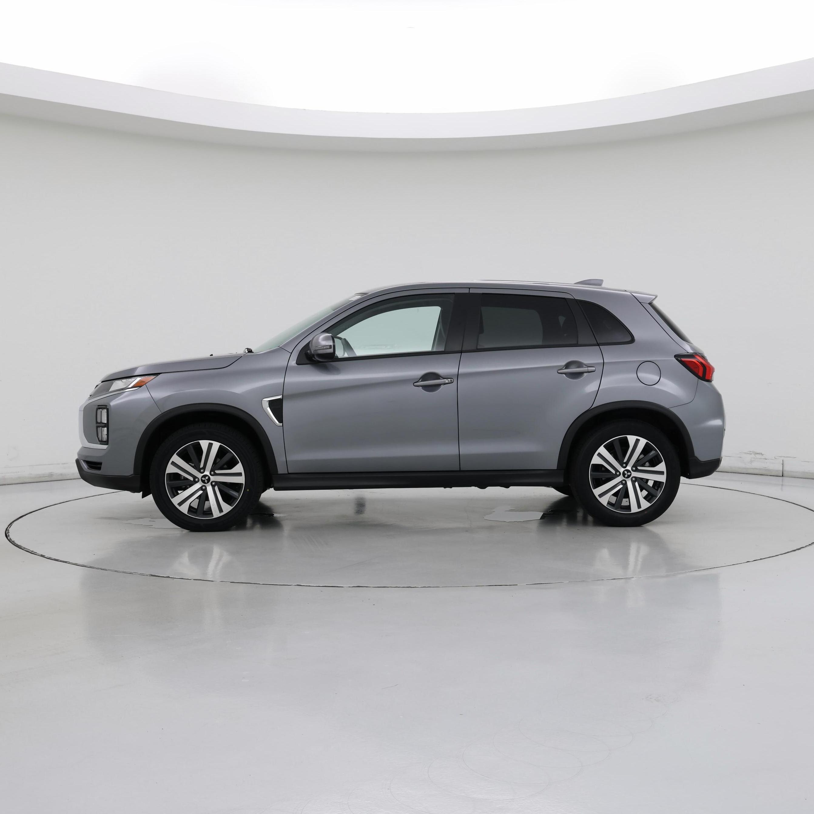 Thumbnail: 2025 Mitsubishi Outlander Sport - 3