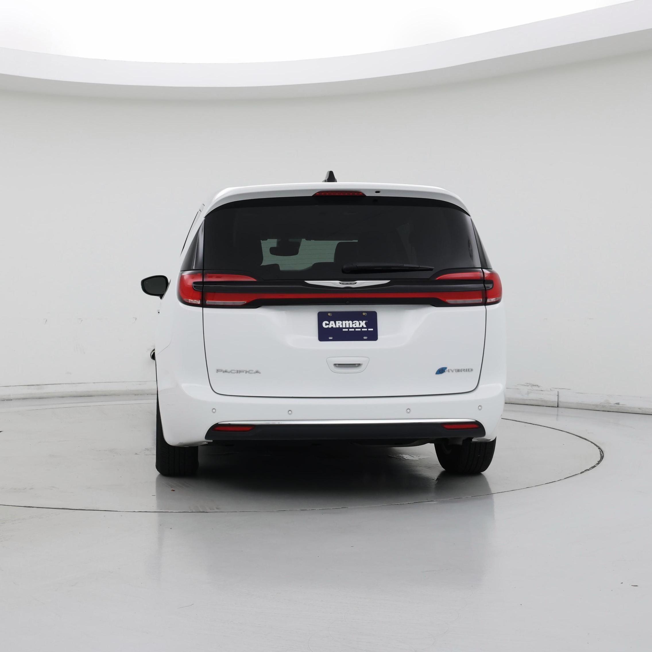 Thumbnail: 2024 Chrysler Pacifica - 6