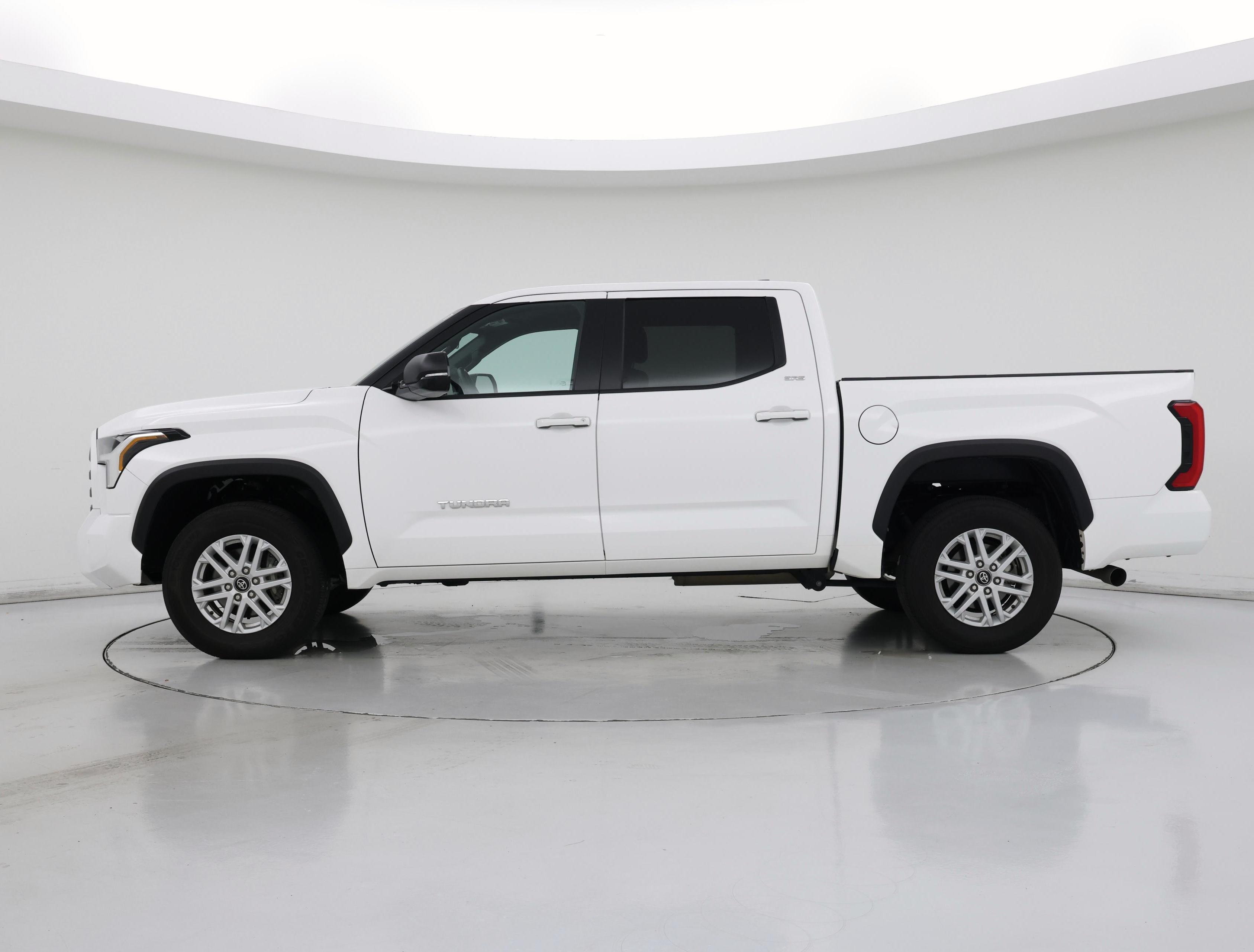 Thumbnail: 2025 Toyota Tundra - 3
