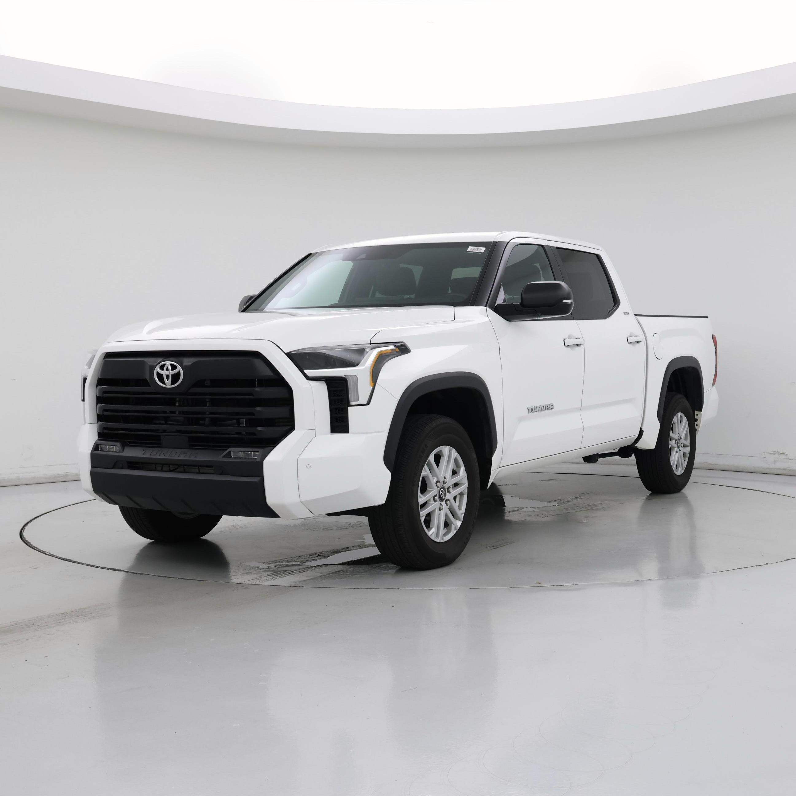 Thumbnail: 2025 Toyota Tundra - 4