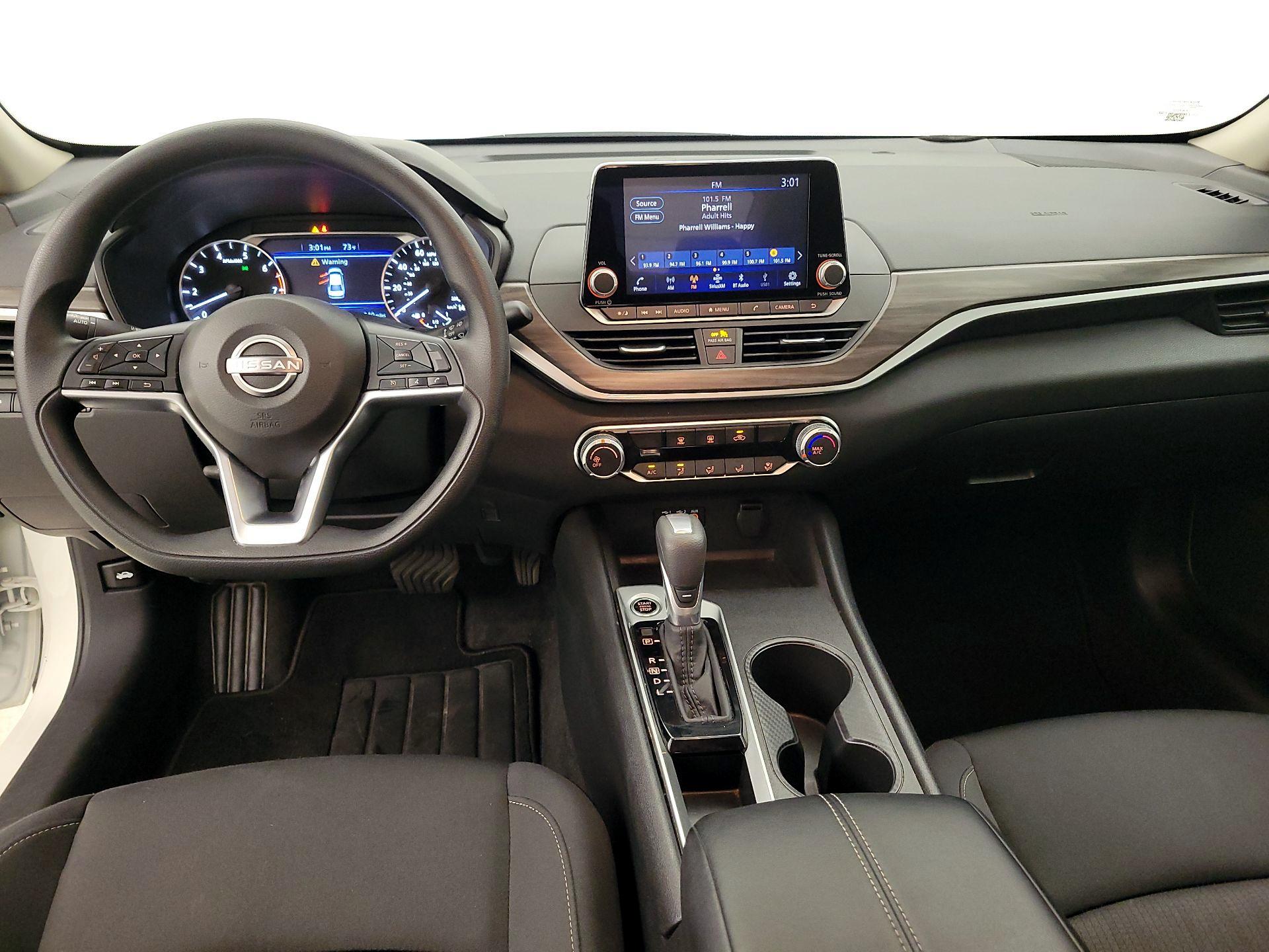 Thumbnail: 2025 Nissan Altima - 9