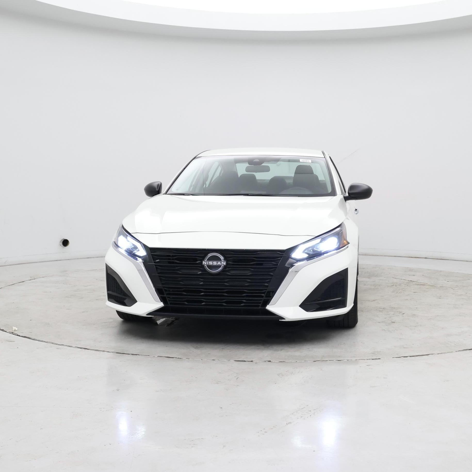 Thumbnail: 2025 Nissan Altima - 4