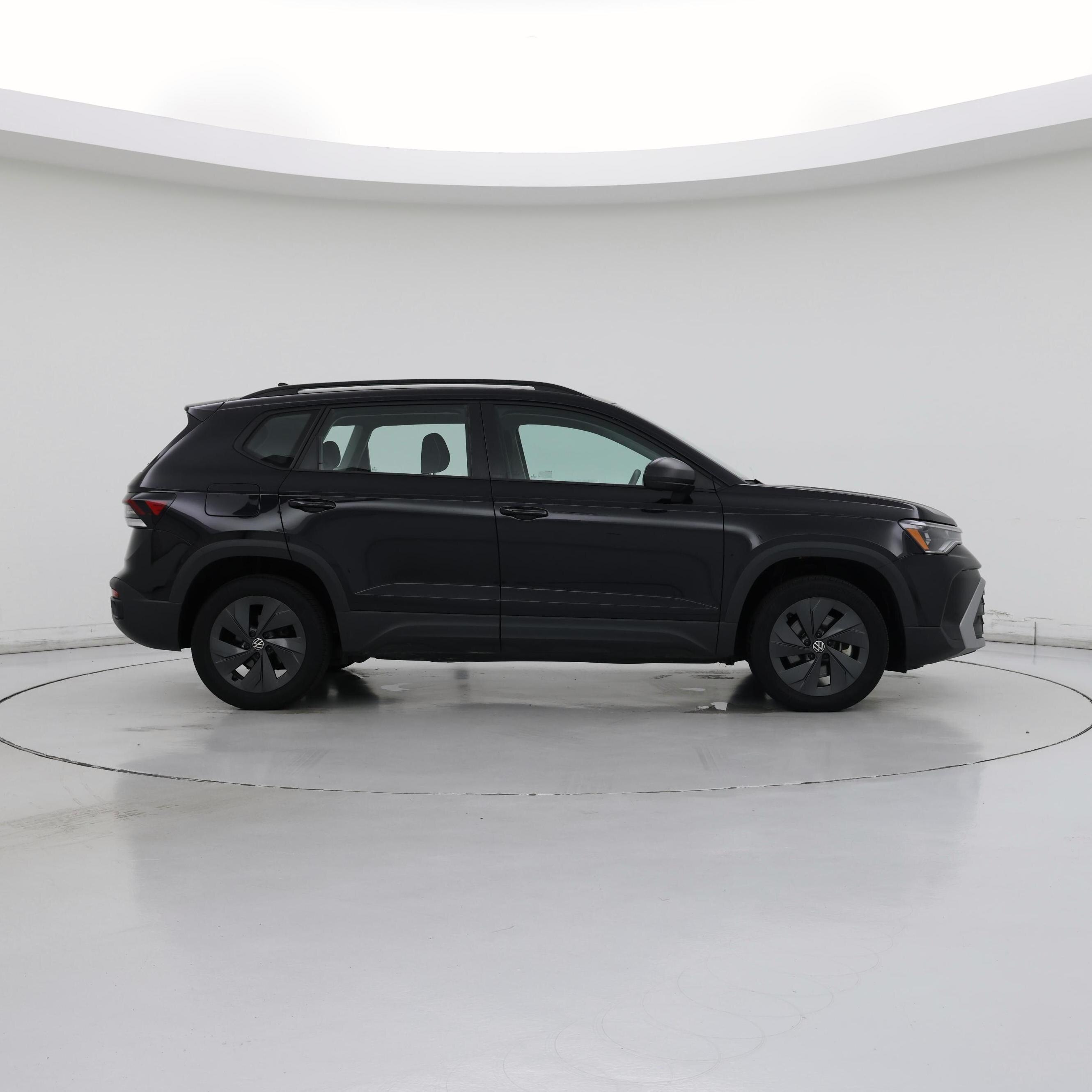 Thumbnail: 2025 Volkswagen Taos - 7