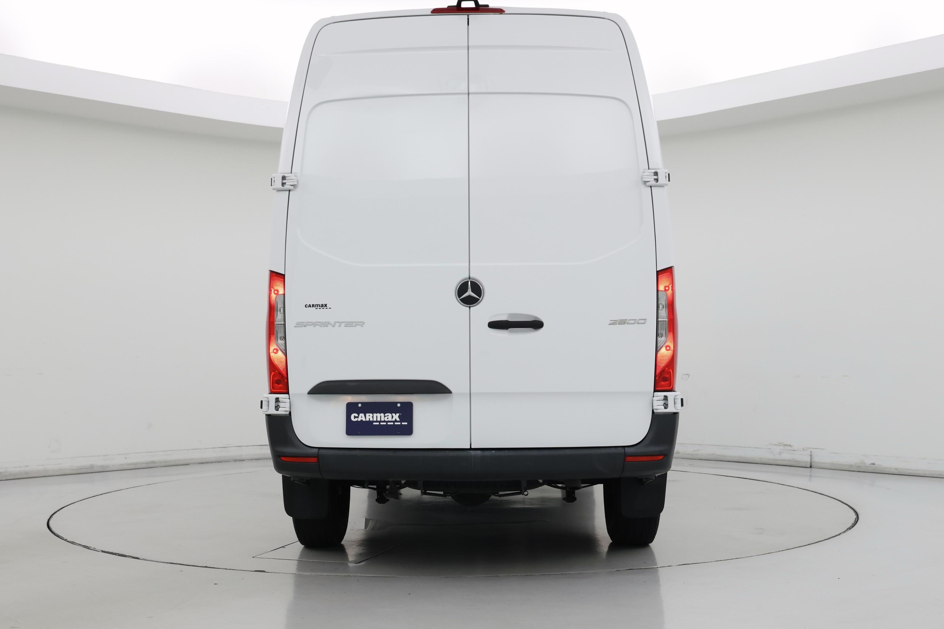 Thumbnail: 2025 Mercedes-Benz Sprinter - 6
