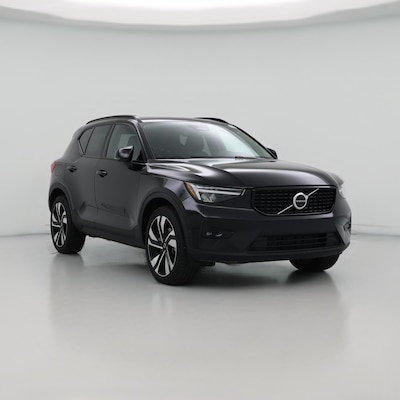 2024 Volvo XC40 B5 Plus Dark Theme
