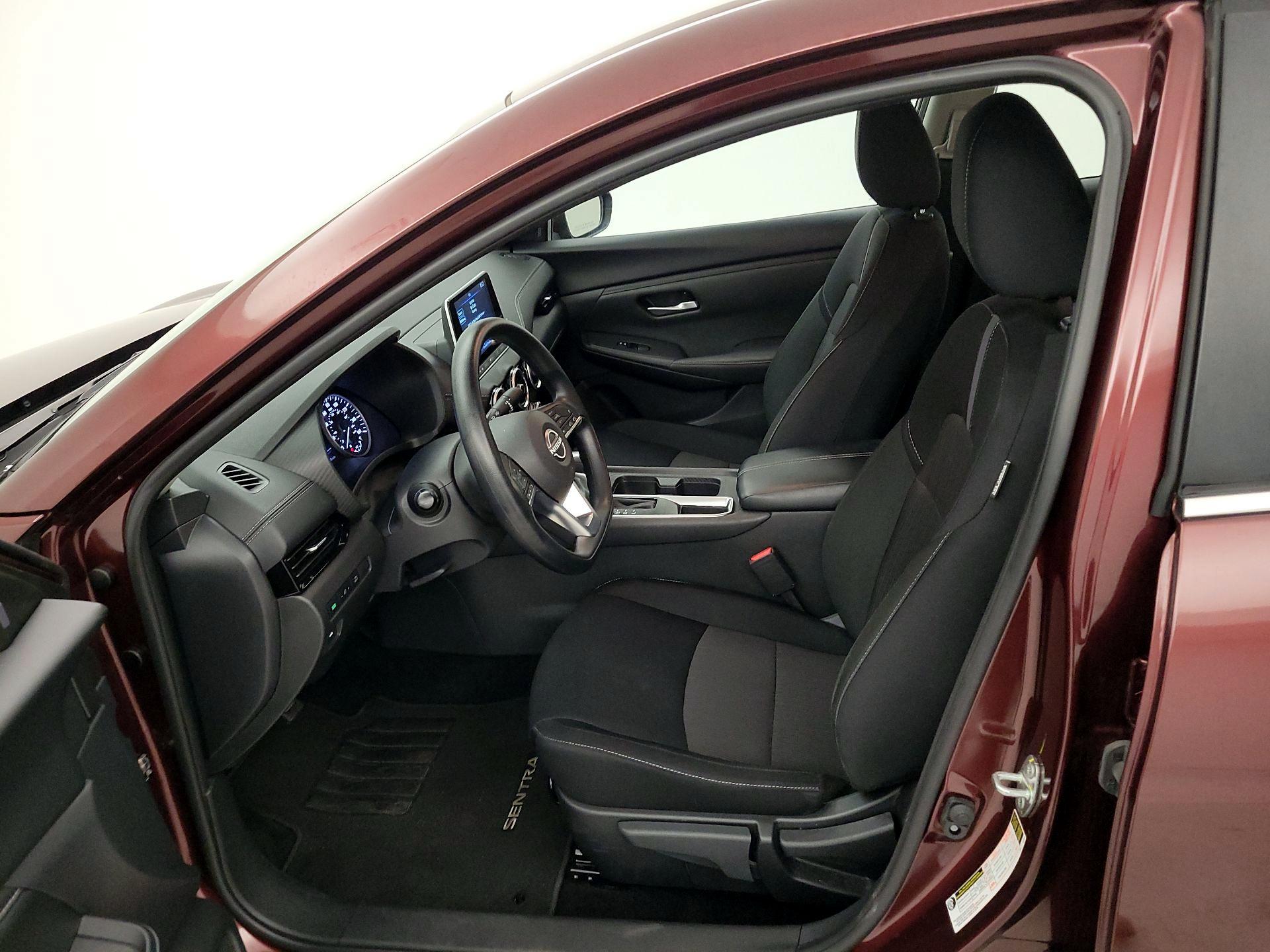 Thumbnail: 2025 Nissan Sentra - 11