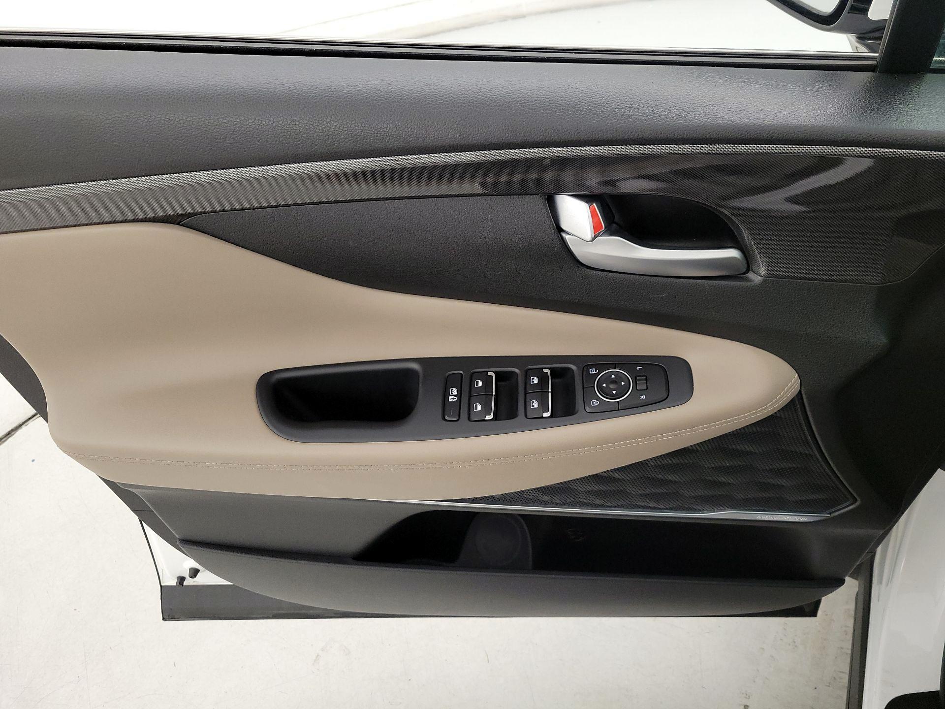 Thumbnail: 2023 Hyundai Santa Fe - 12