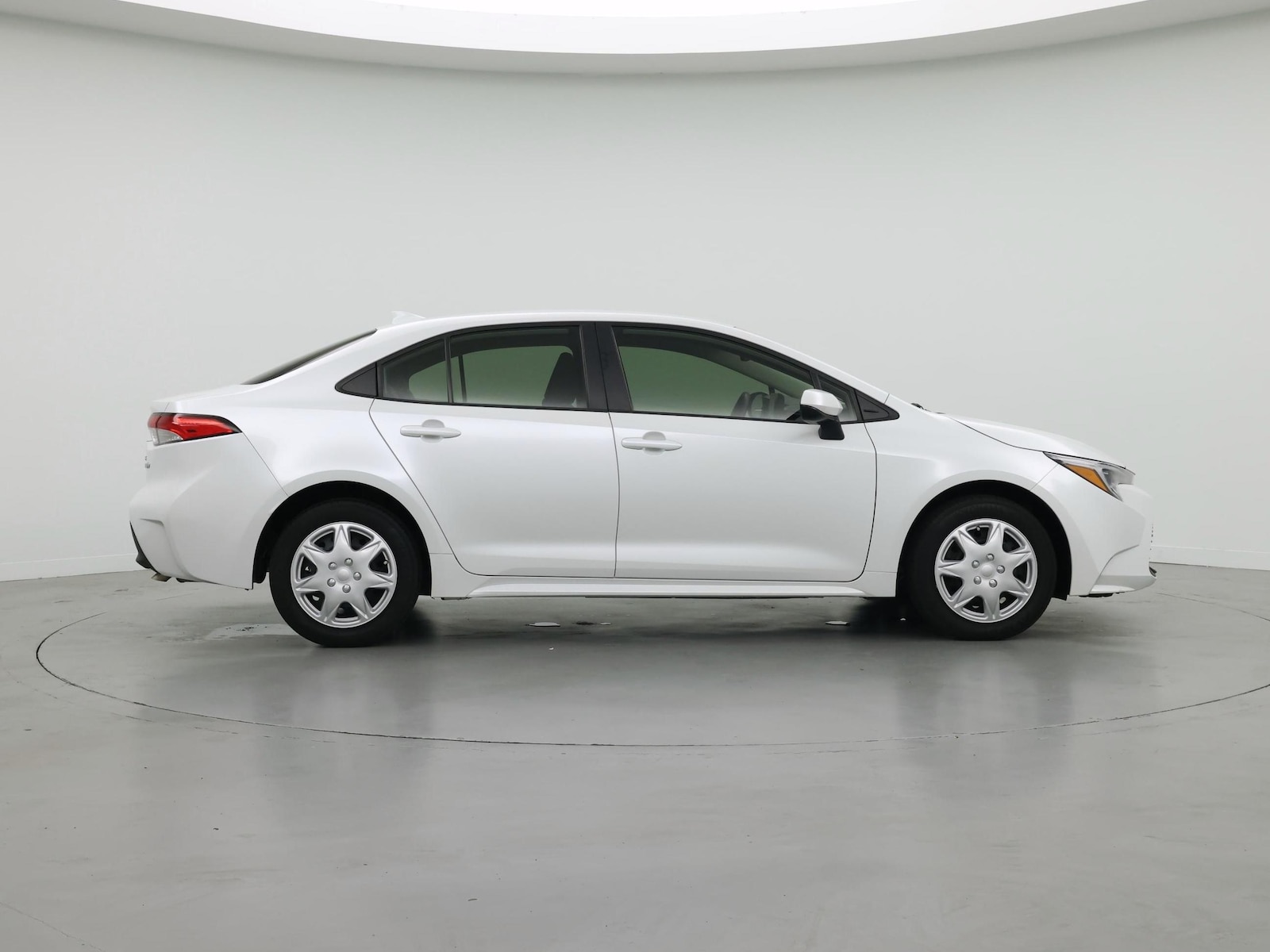 2024 Toyota Corolla LE - Photo 8