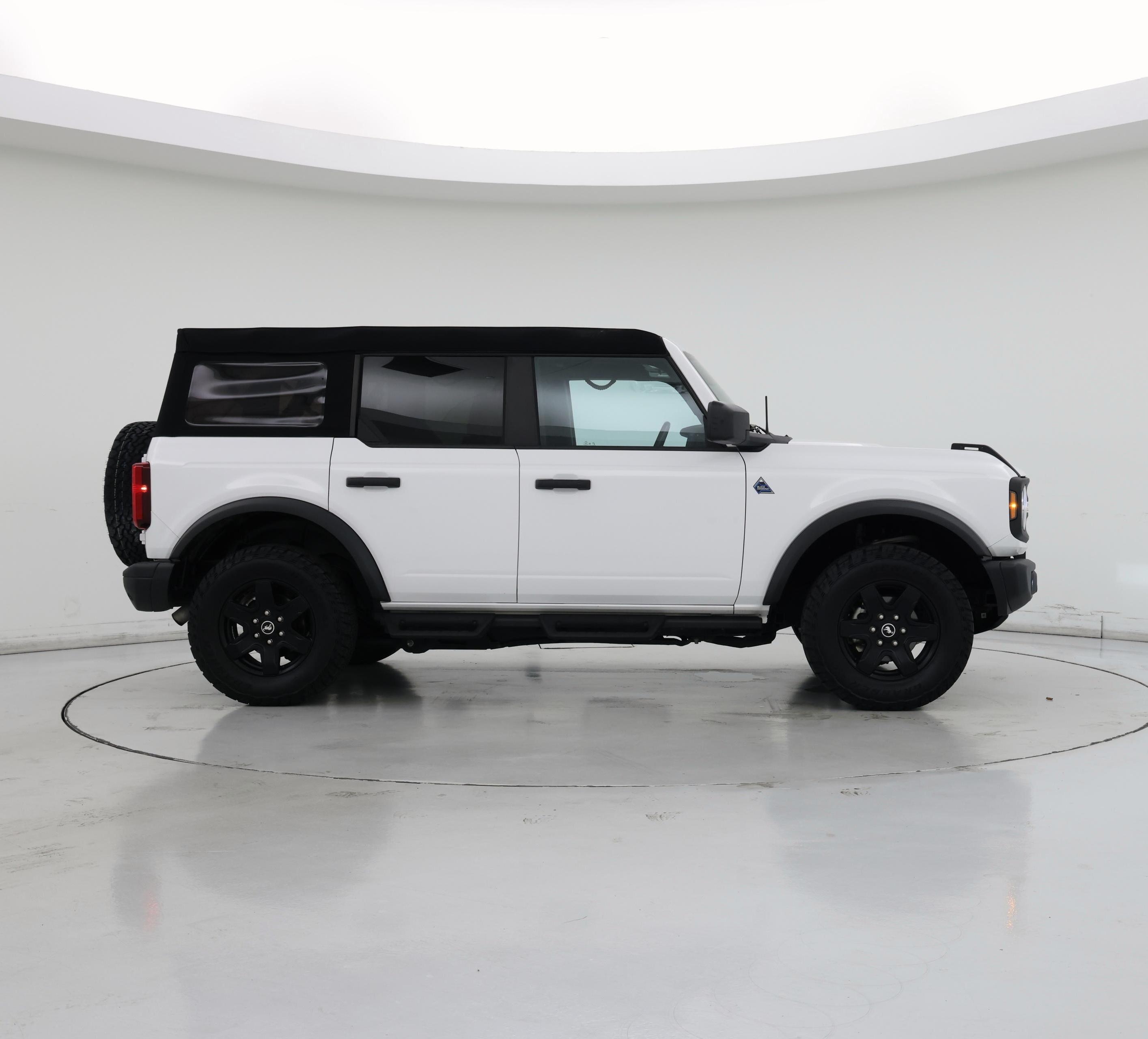 Thumbnail: 2023 Ford Bronco - 7