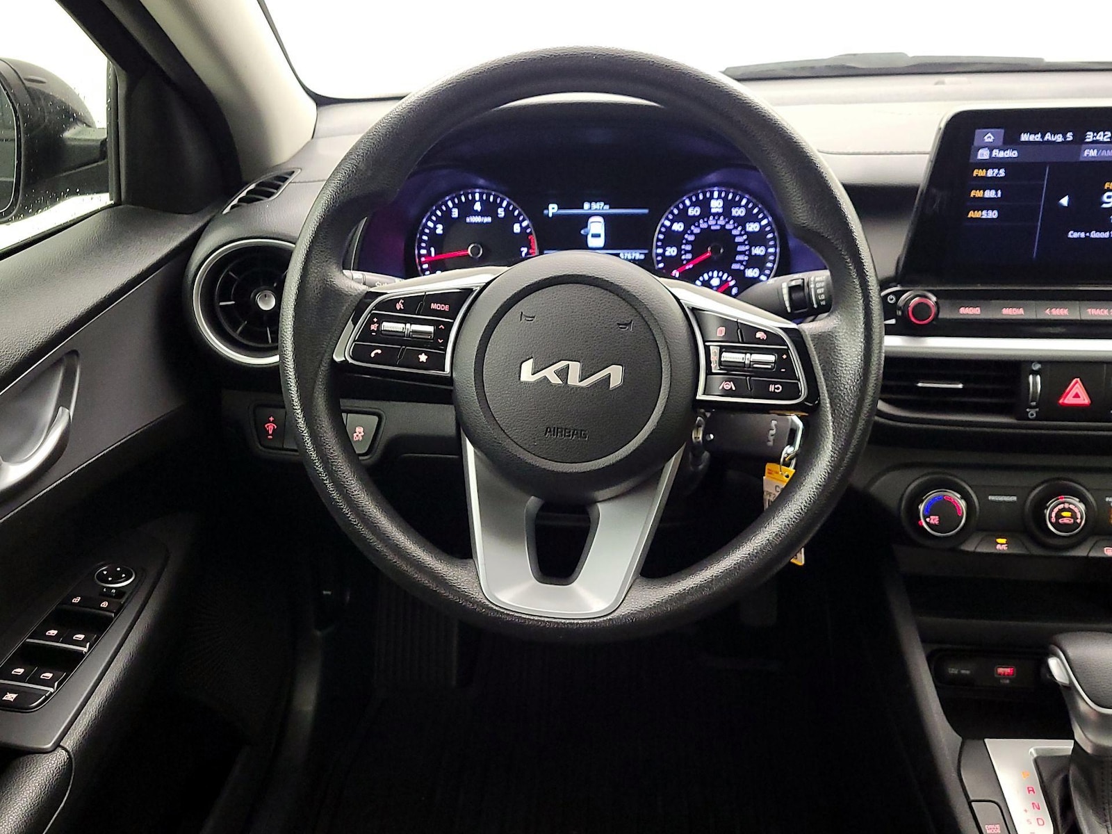 2022 Kia FORTE LXS - Photo 11