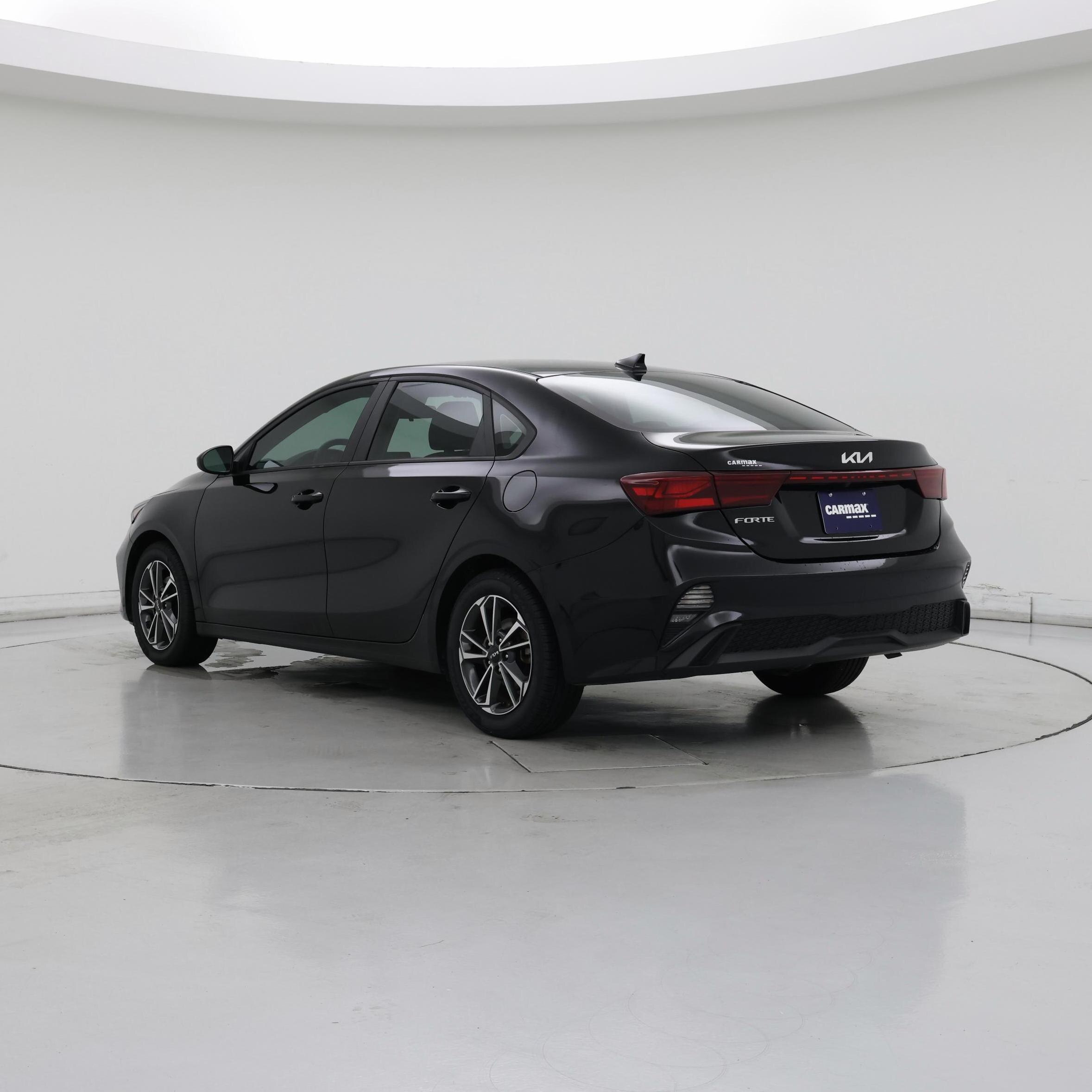 Thumbnail: 2022 Kia Forte - 2