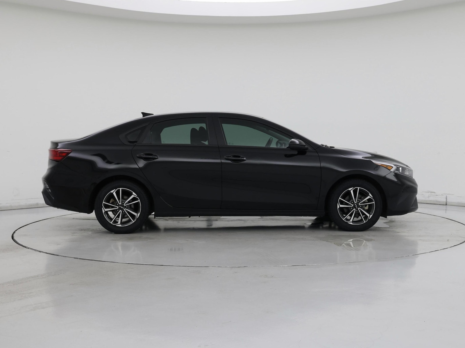 2022 Kia FORTE LXS - Photo 8