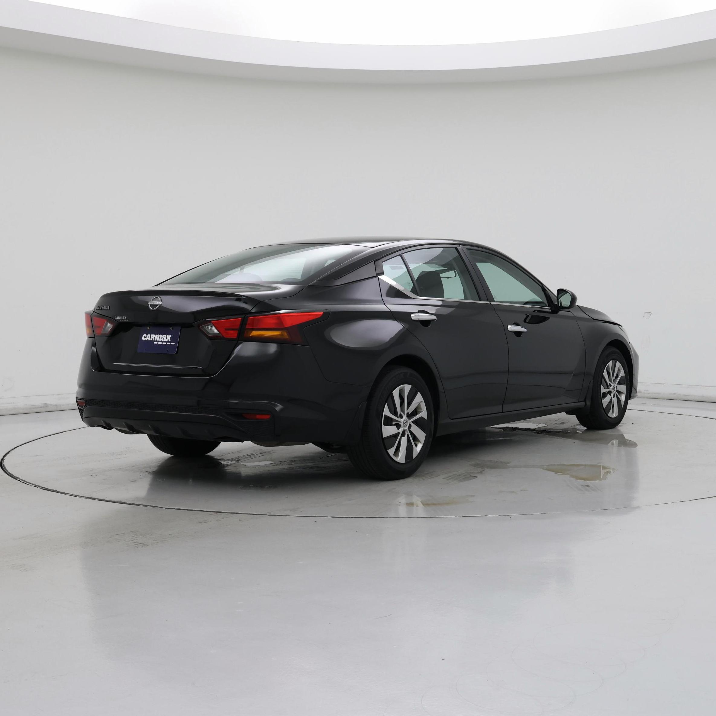 Thumbnail: 2023 Nissan Altima - 8