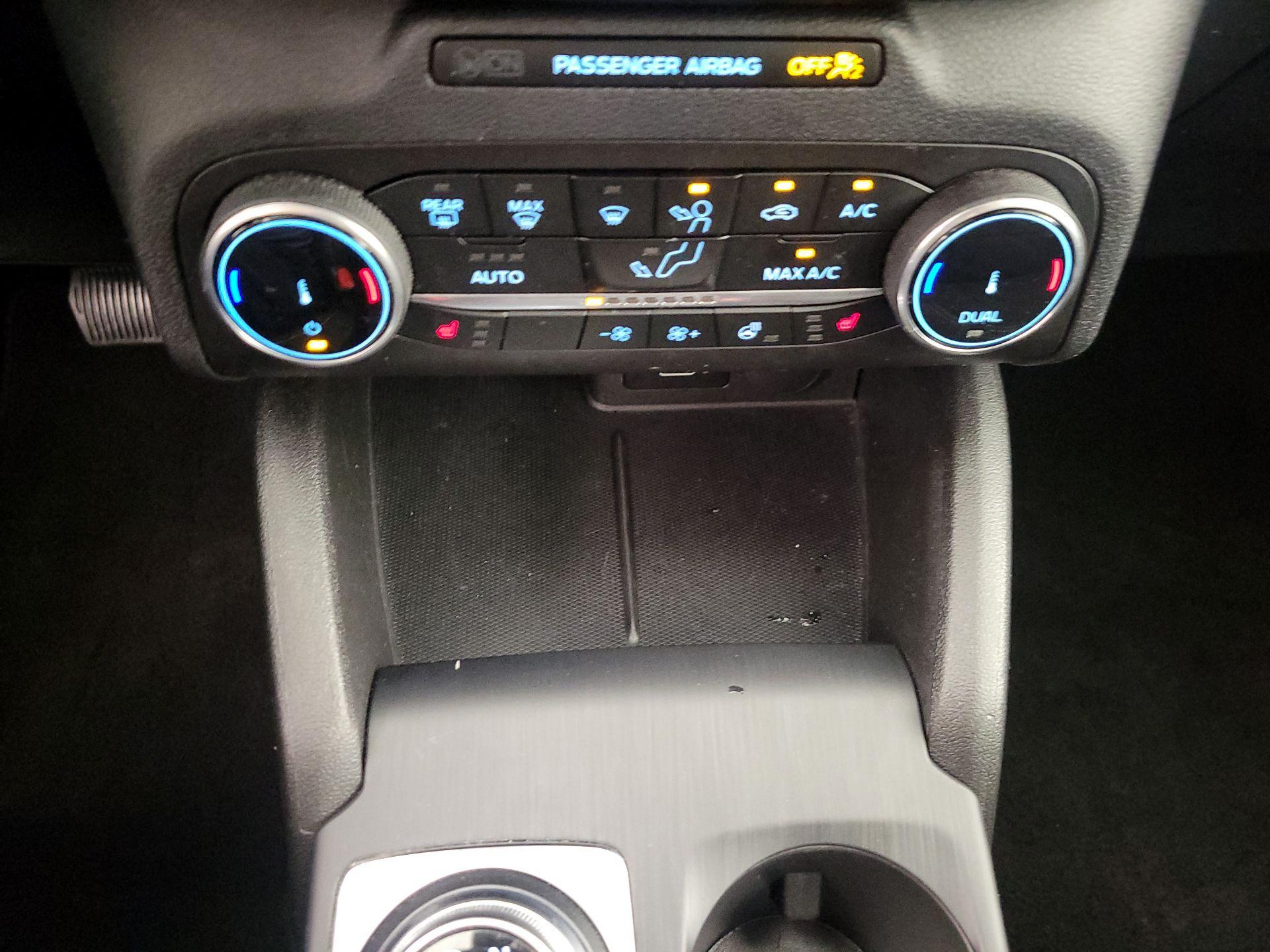 Thumbnail: 2024 Ford Escape - 16