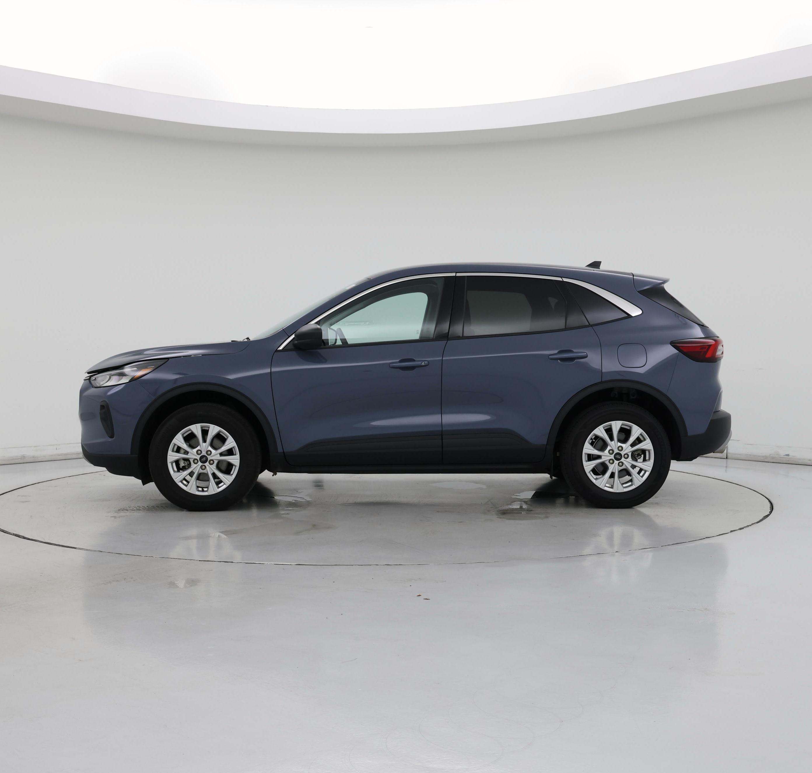 Thumbnail: 2024 Ford Escape - 3