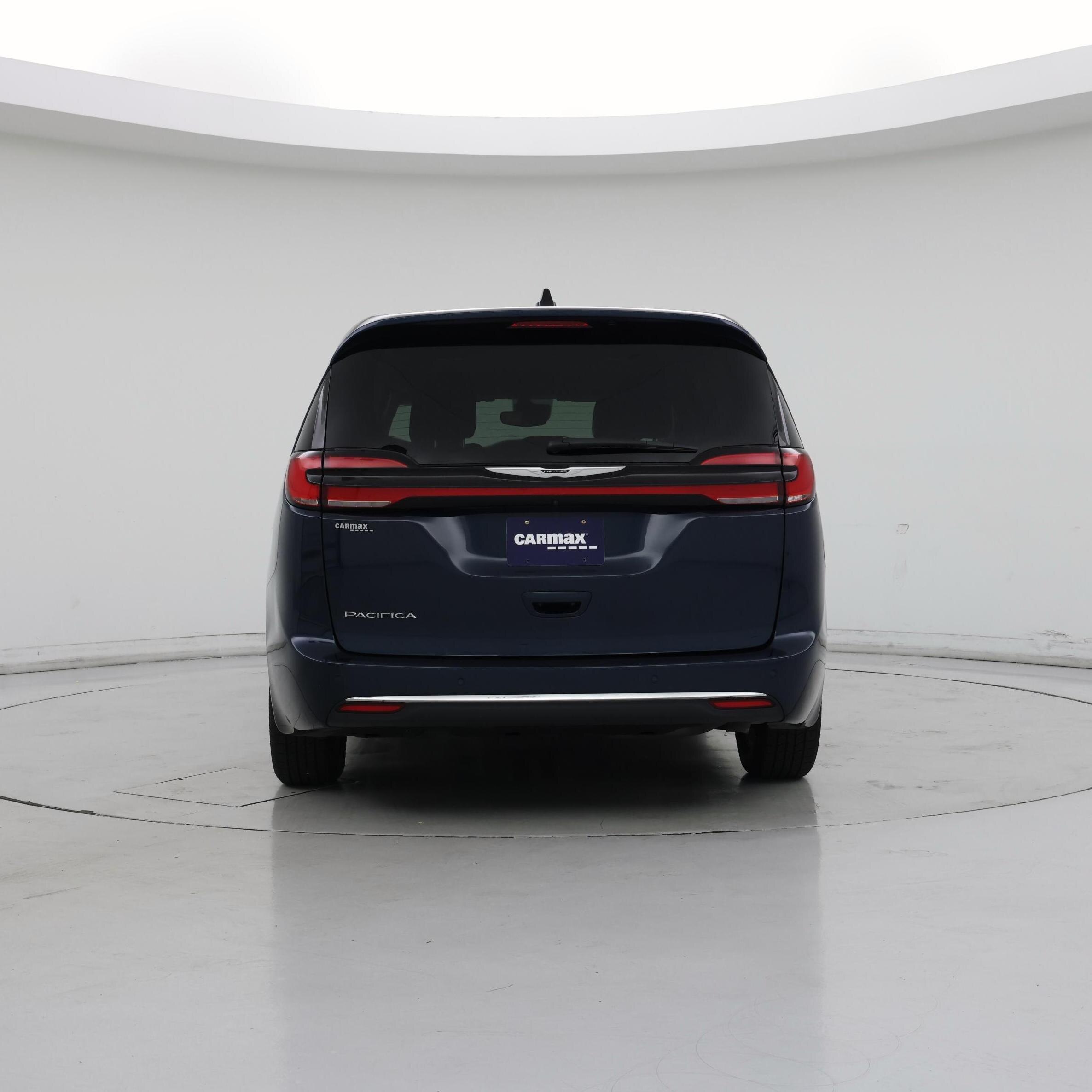 Thumbnail: 2024 Chrysler Pacifica - 6