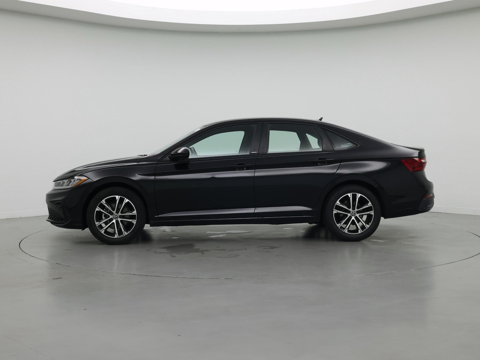 2025 Volkswagen Jetta Sport - Photo 4