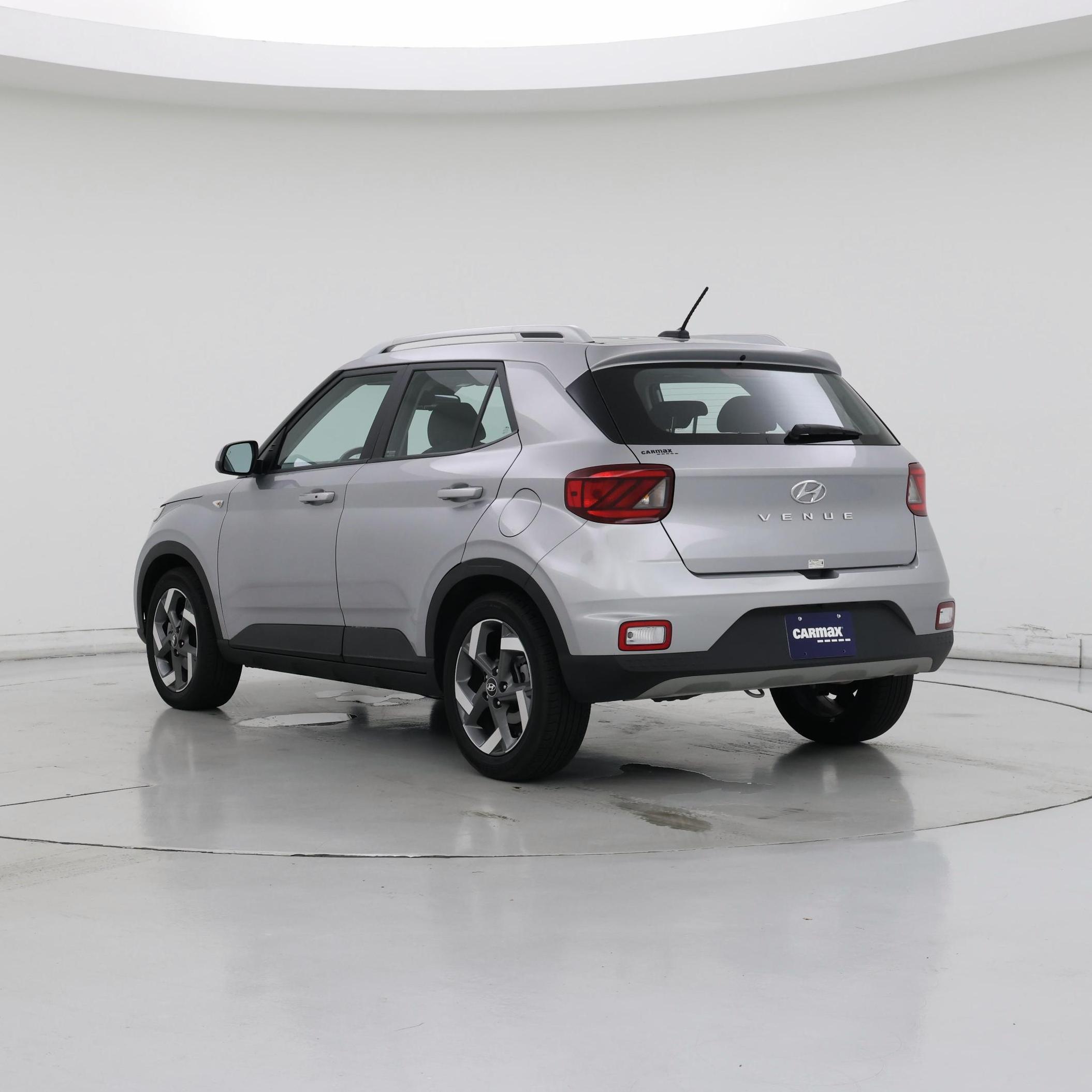 Thumbnail: 2025 Hyundai Venue - 2