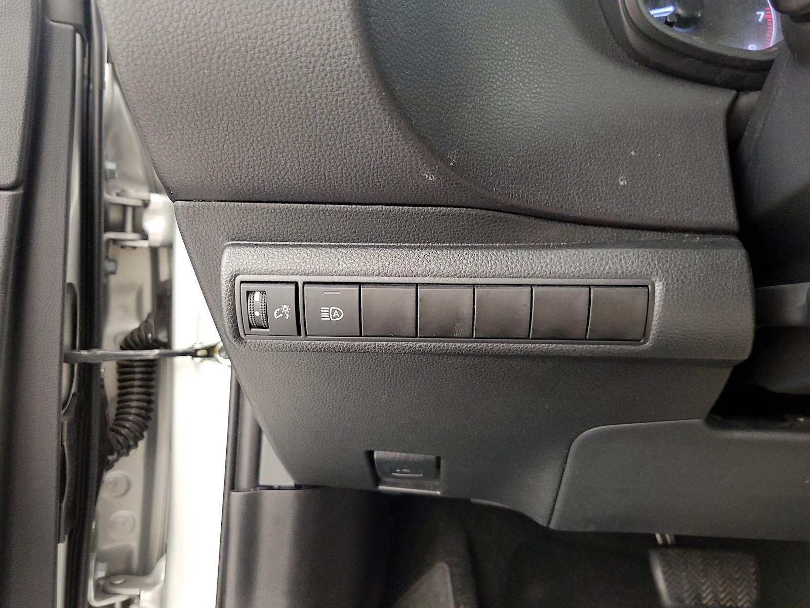 2024 Toyota Corolla LE - Photo 14
