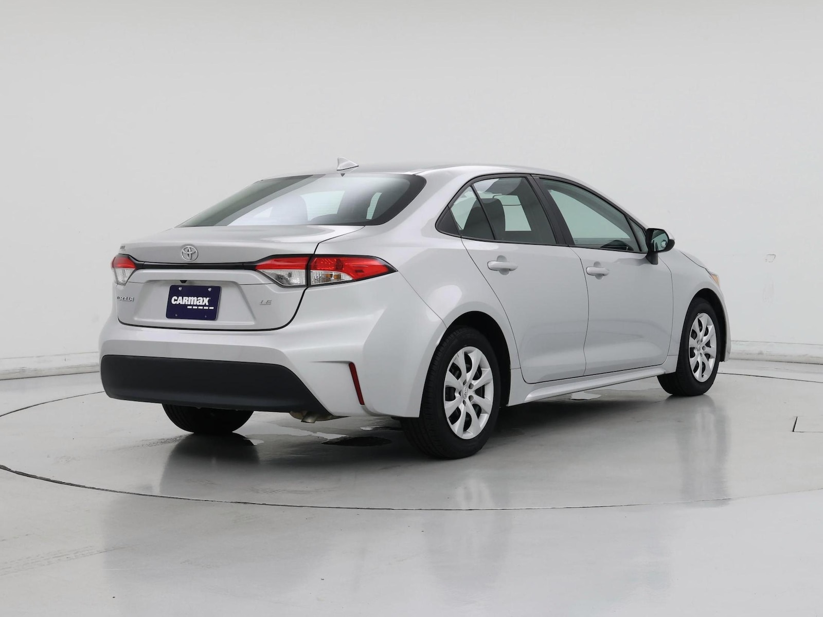 2024 Toyota Corolla LE - Photo 9