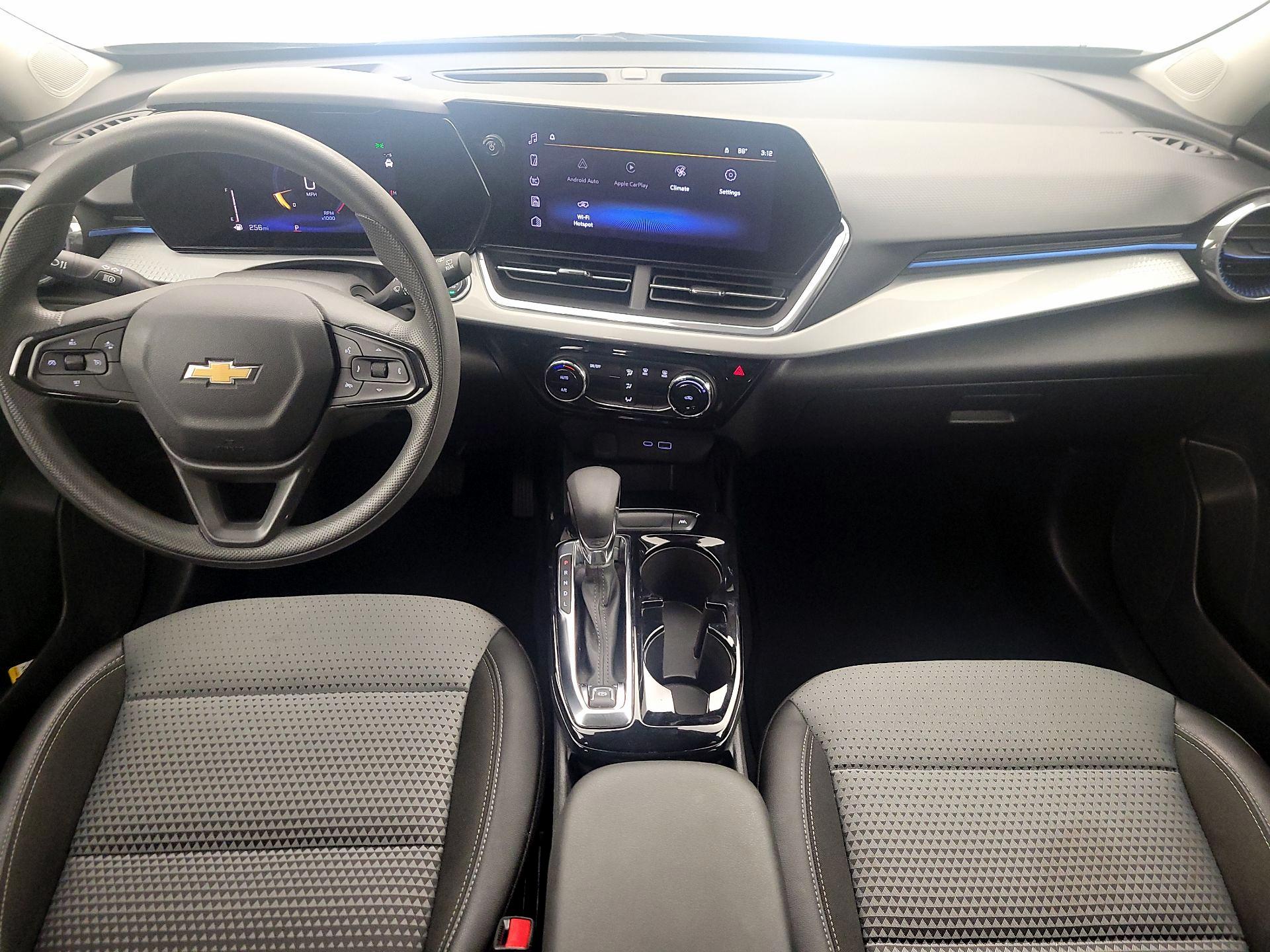 Thumbnail: 2025 Chevrolet Trax - 9