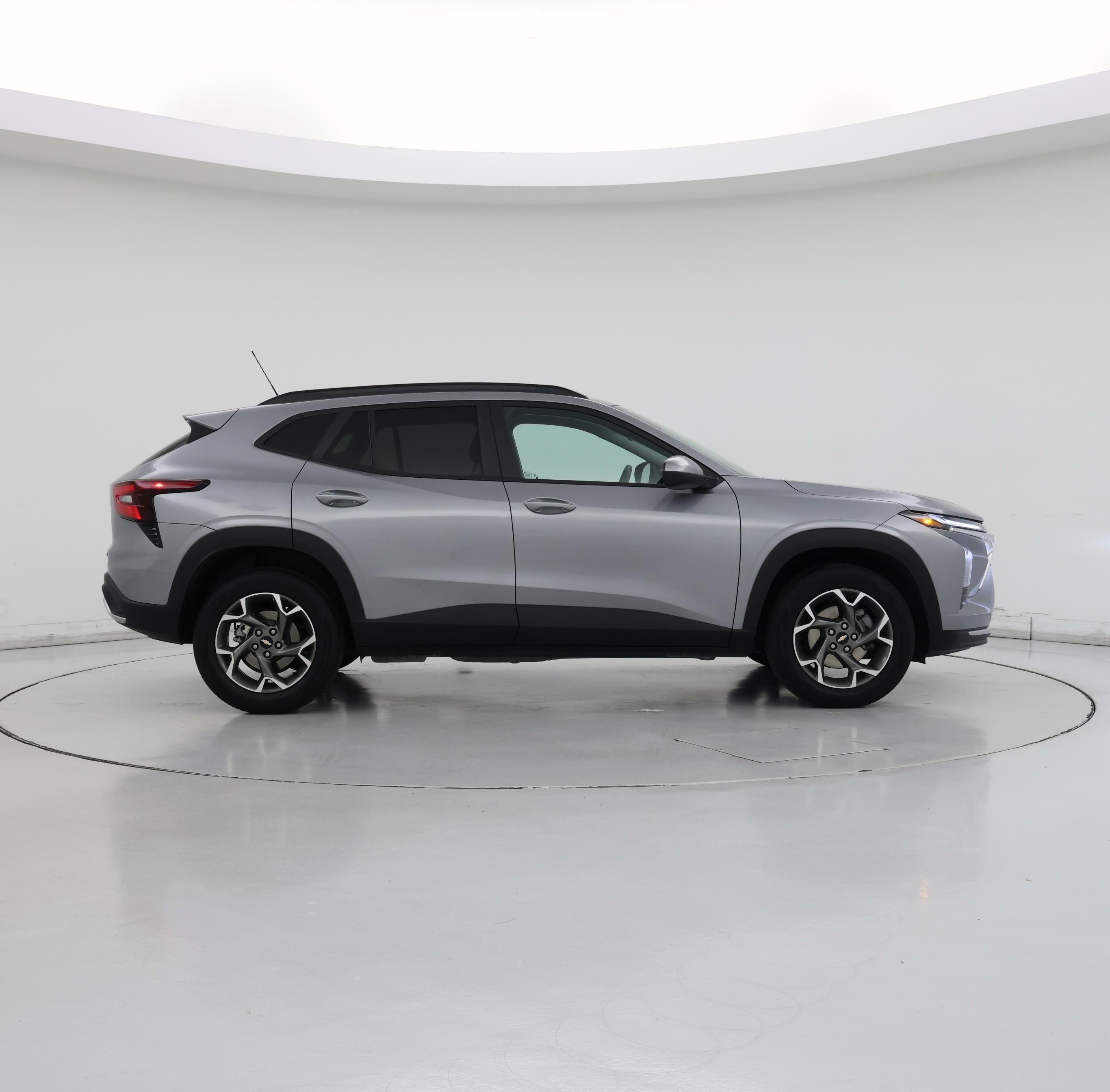 Thumbnail: 2025 Chevrolet Trax - 7