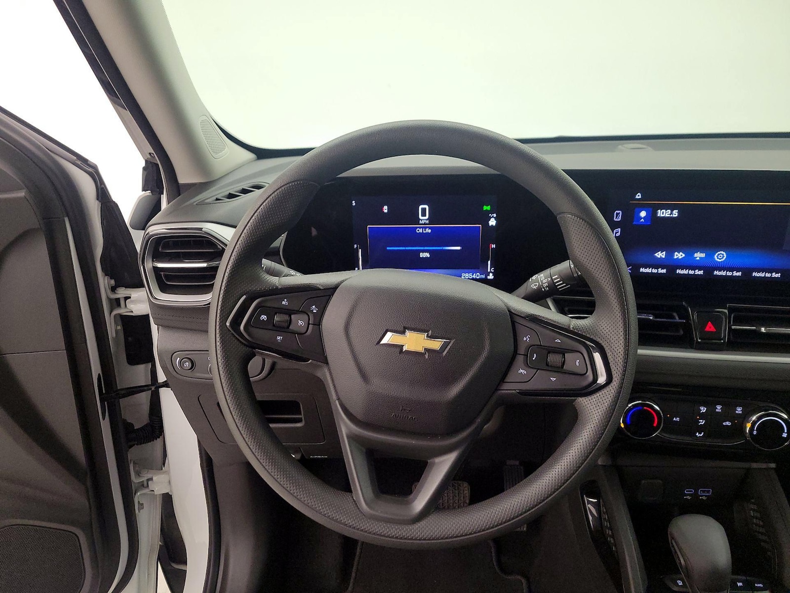 2025 Chevrolet Trailblazer LT - Photo 11