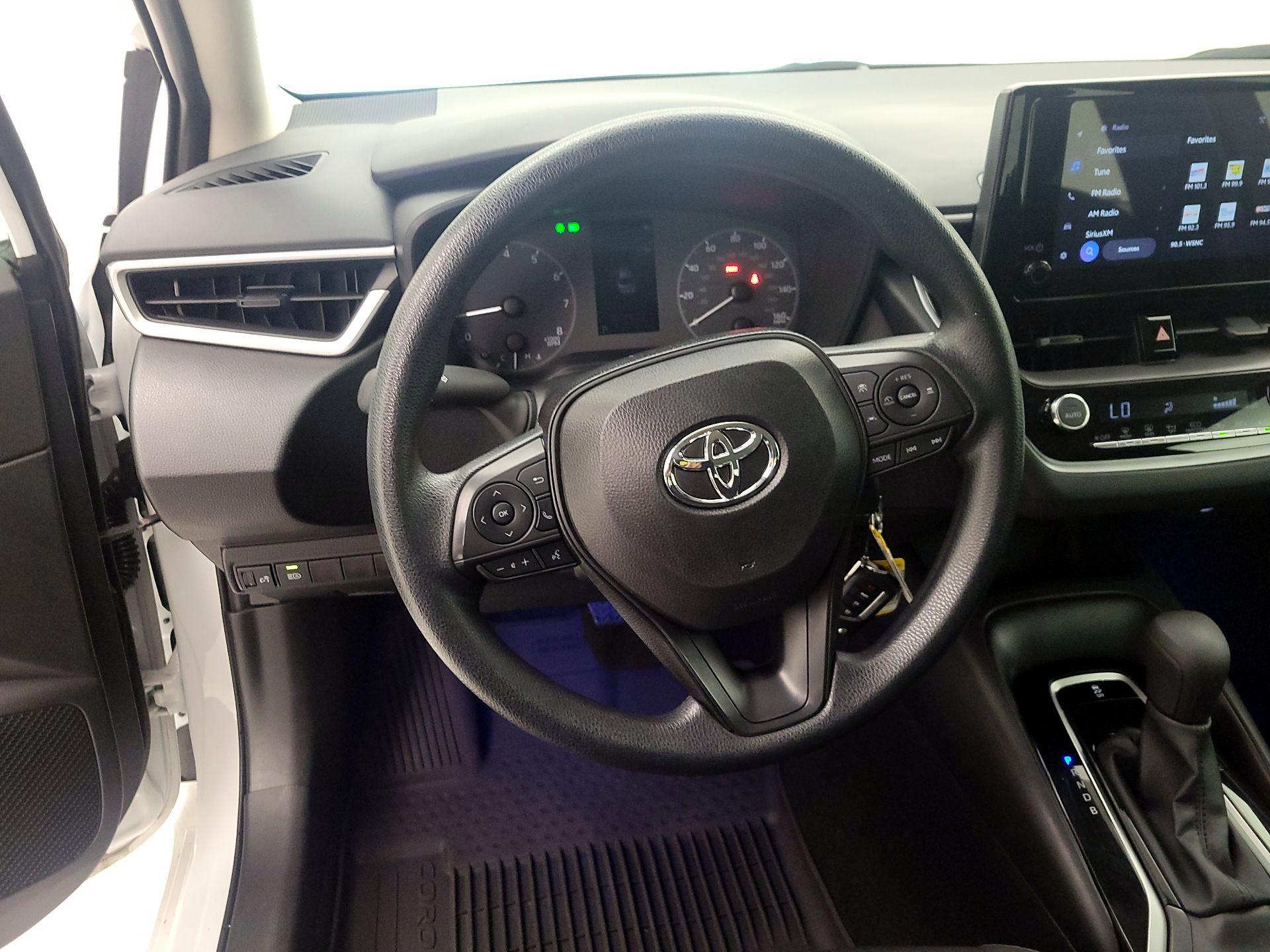 Thumbnail: 2025 Toyota Corolla - 10