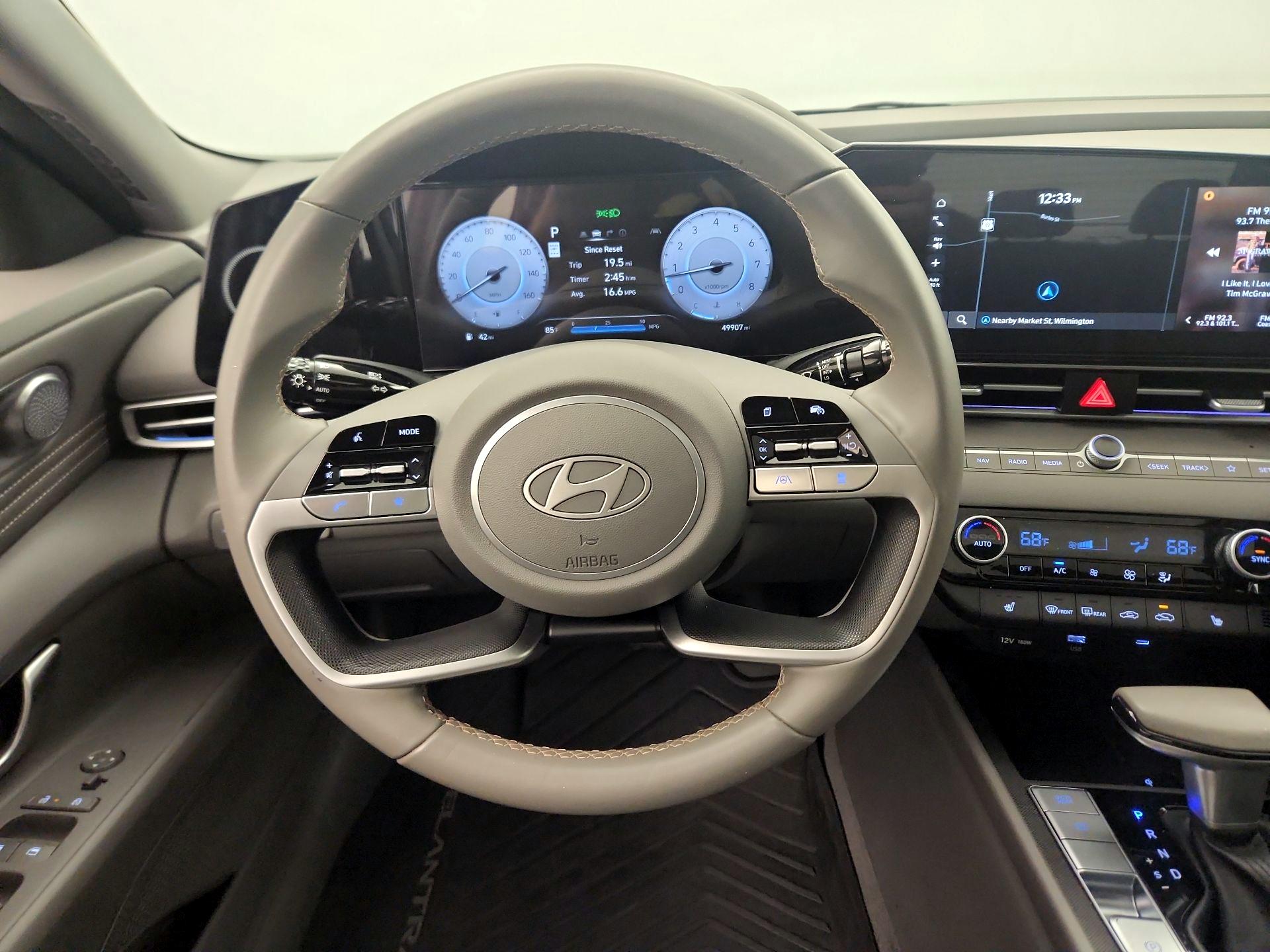 Thumbnail: 2025 Hyundai Elantra - 10