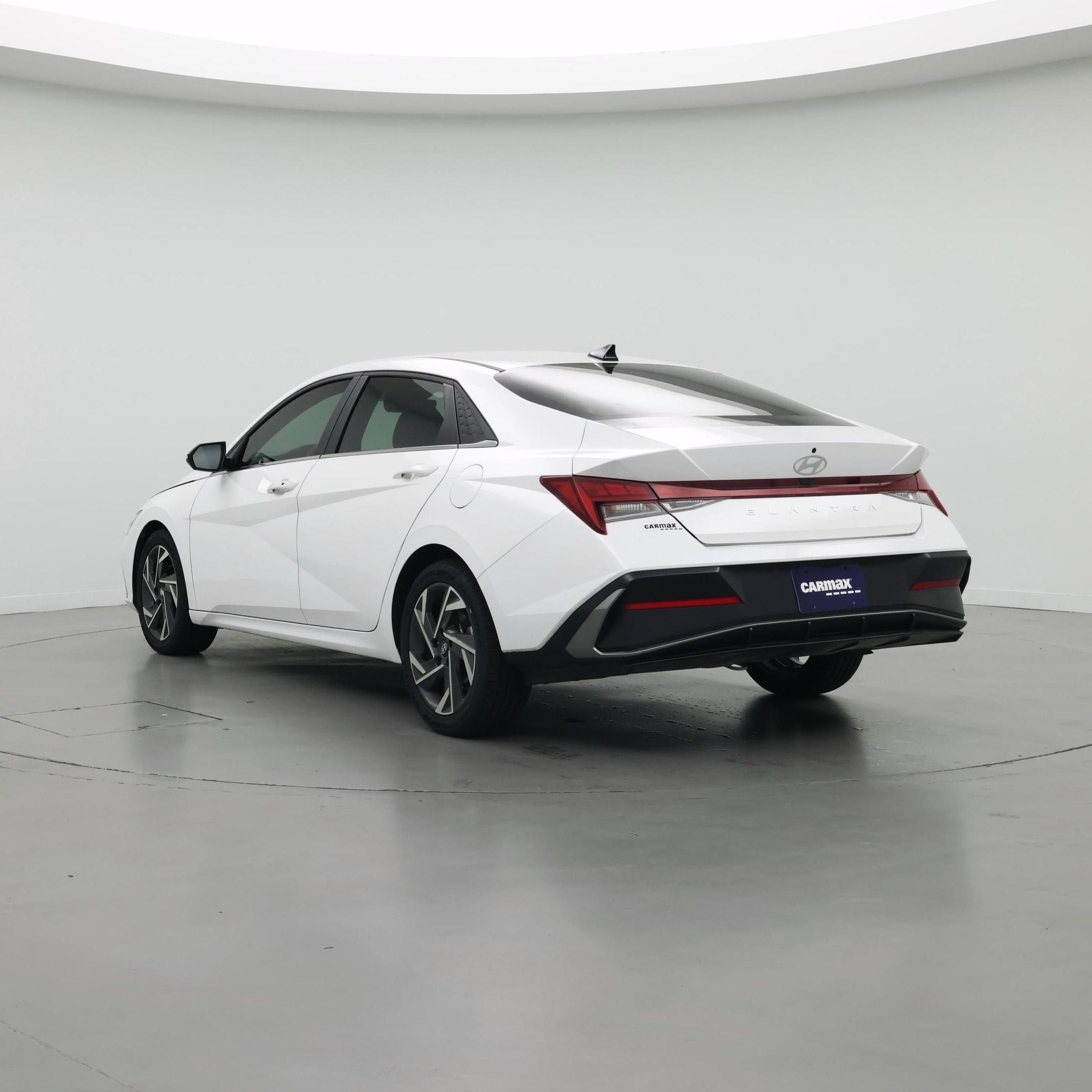 Thumbnail: 2025 Hyundai Elantra - 2