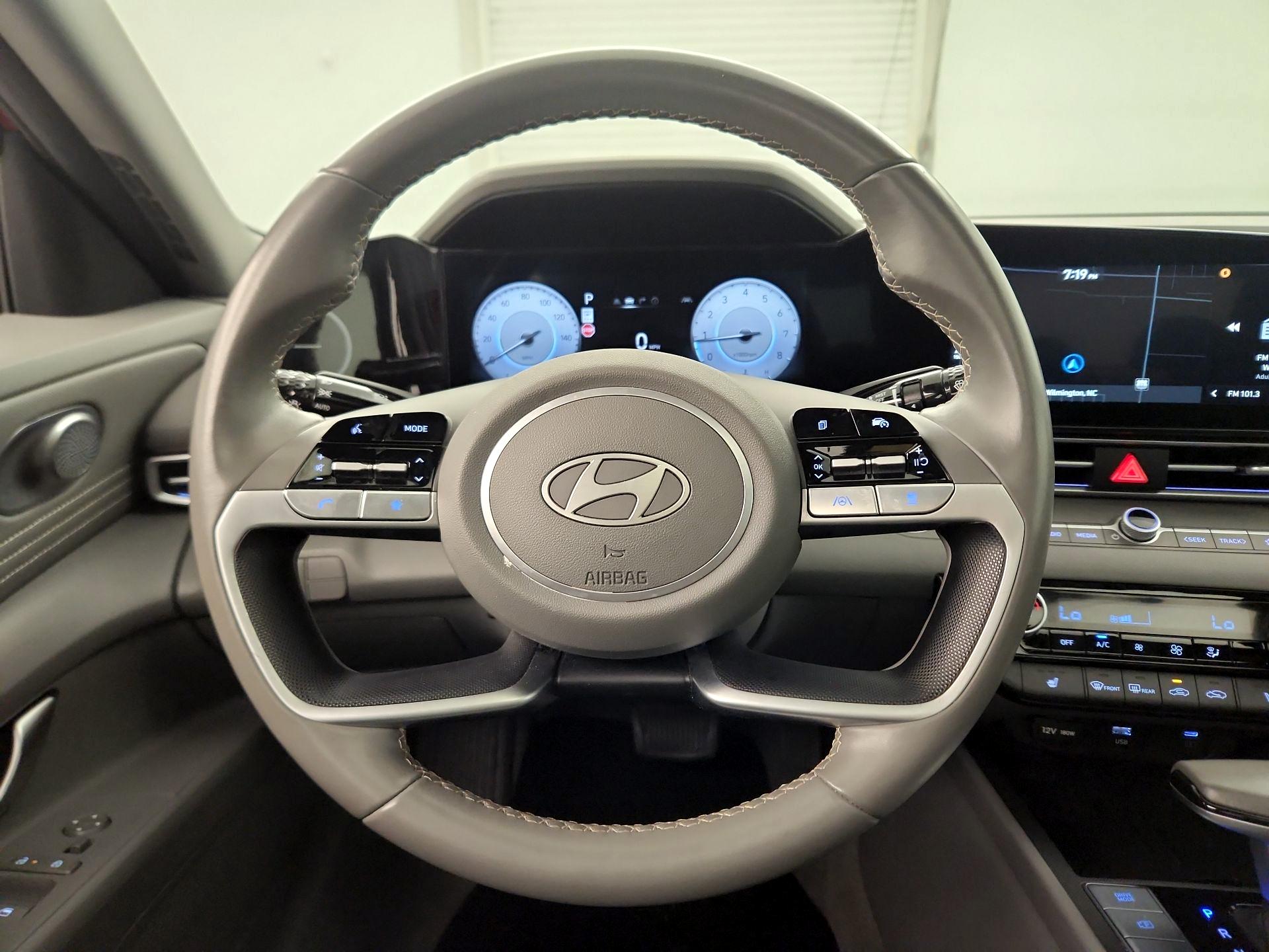 Thumbnail: 2025 Hyundai Elantra - 10