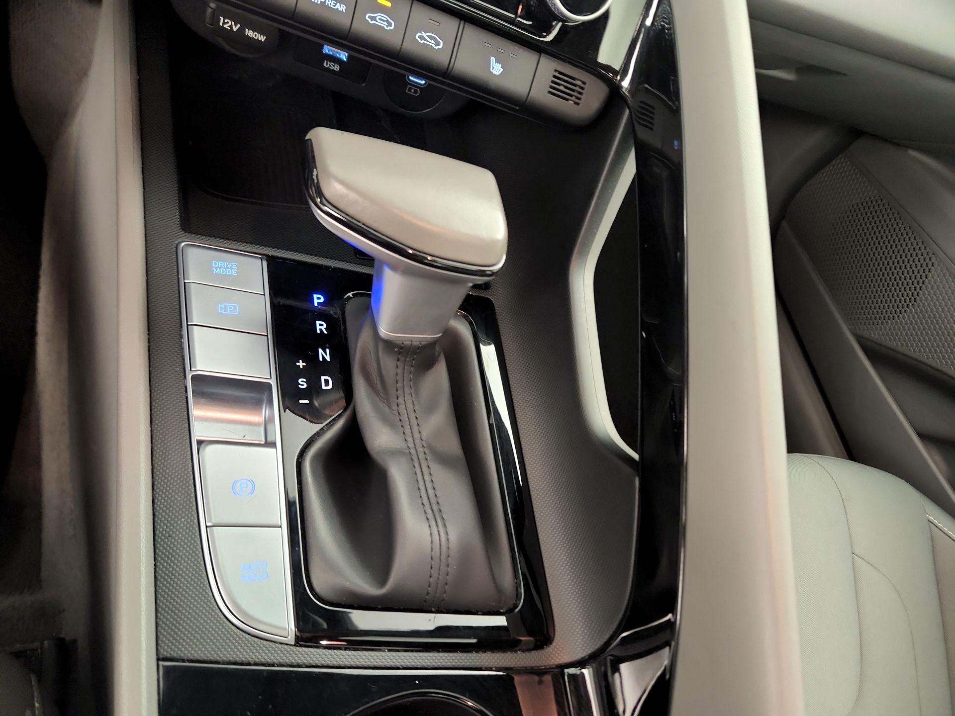 Thumbnail: 2025 Hyundai Elantra - 18