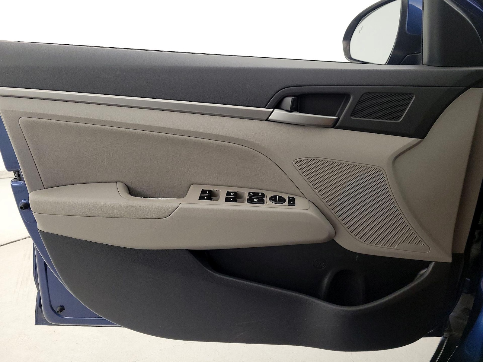 2017 Hyundai Elantra Limited - Photo 13