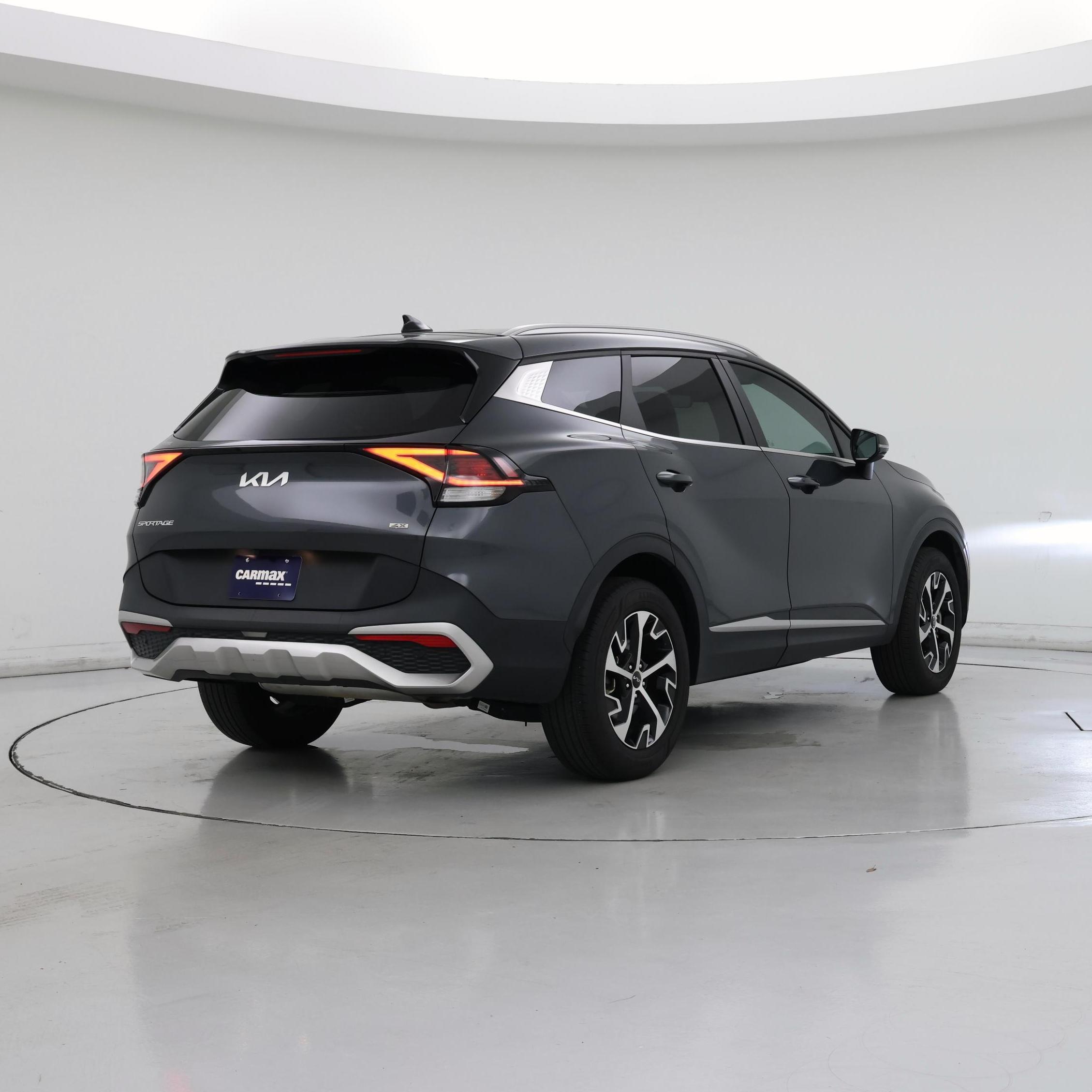 Thumbnail: 2023 Kia Sportage - 8