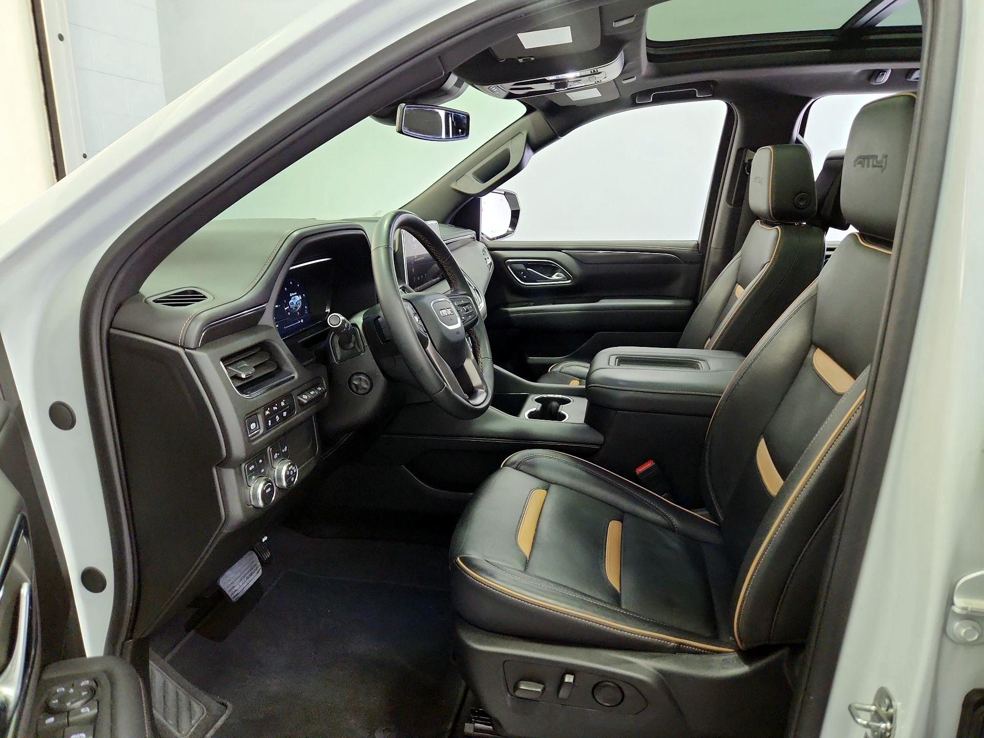 Thumbnail: 2024 GMC Yukon XL - 11