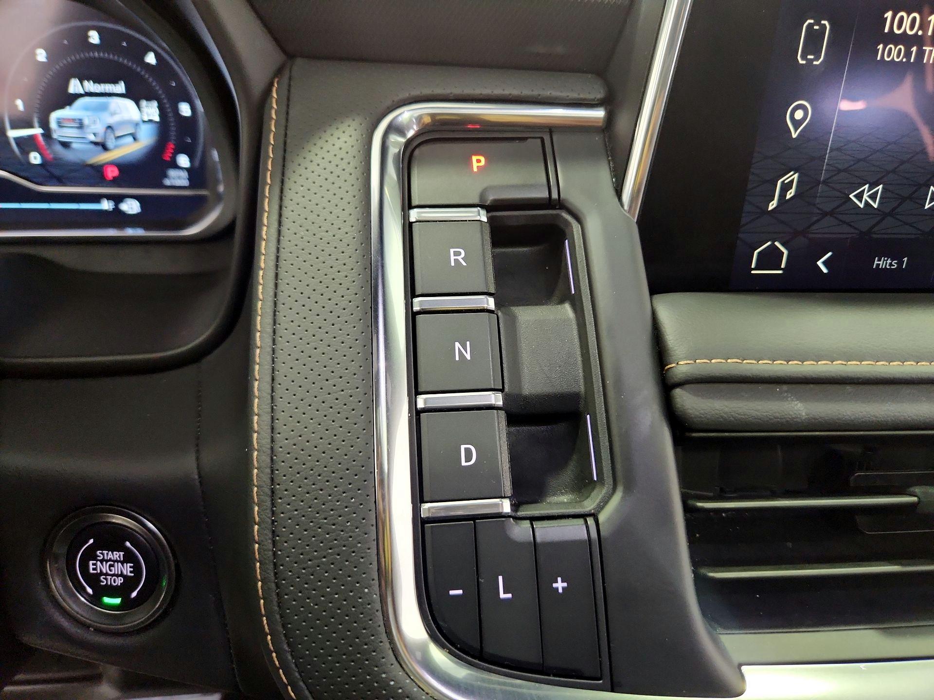 Thumbnail: 2024 GMC Yukon XL - 18