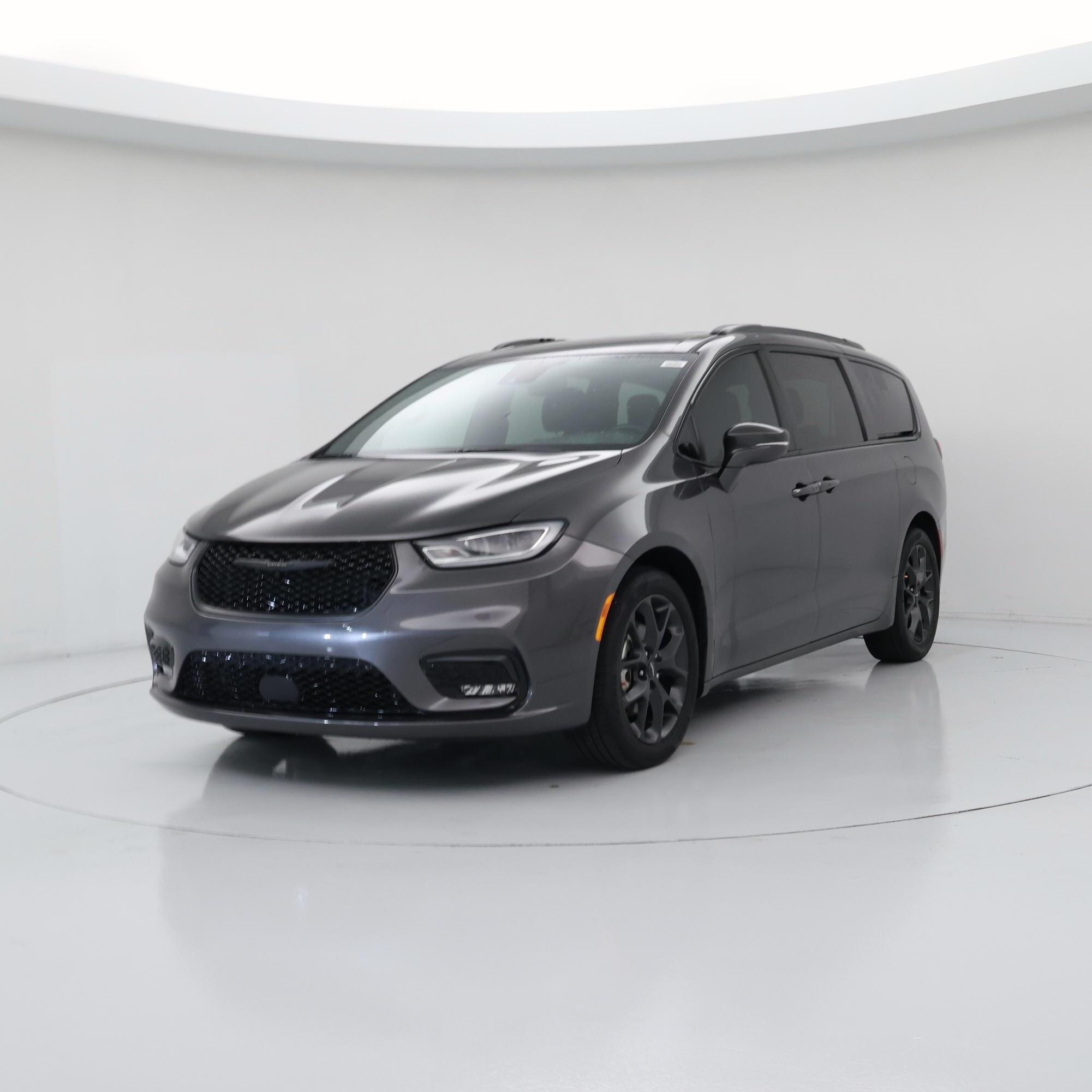 Thumbnail: 2021 Chrysler Pacifica - 4