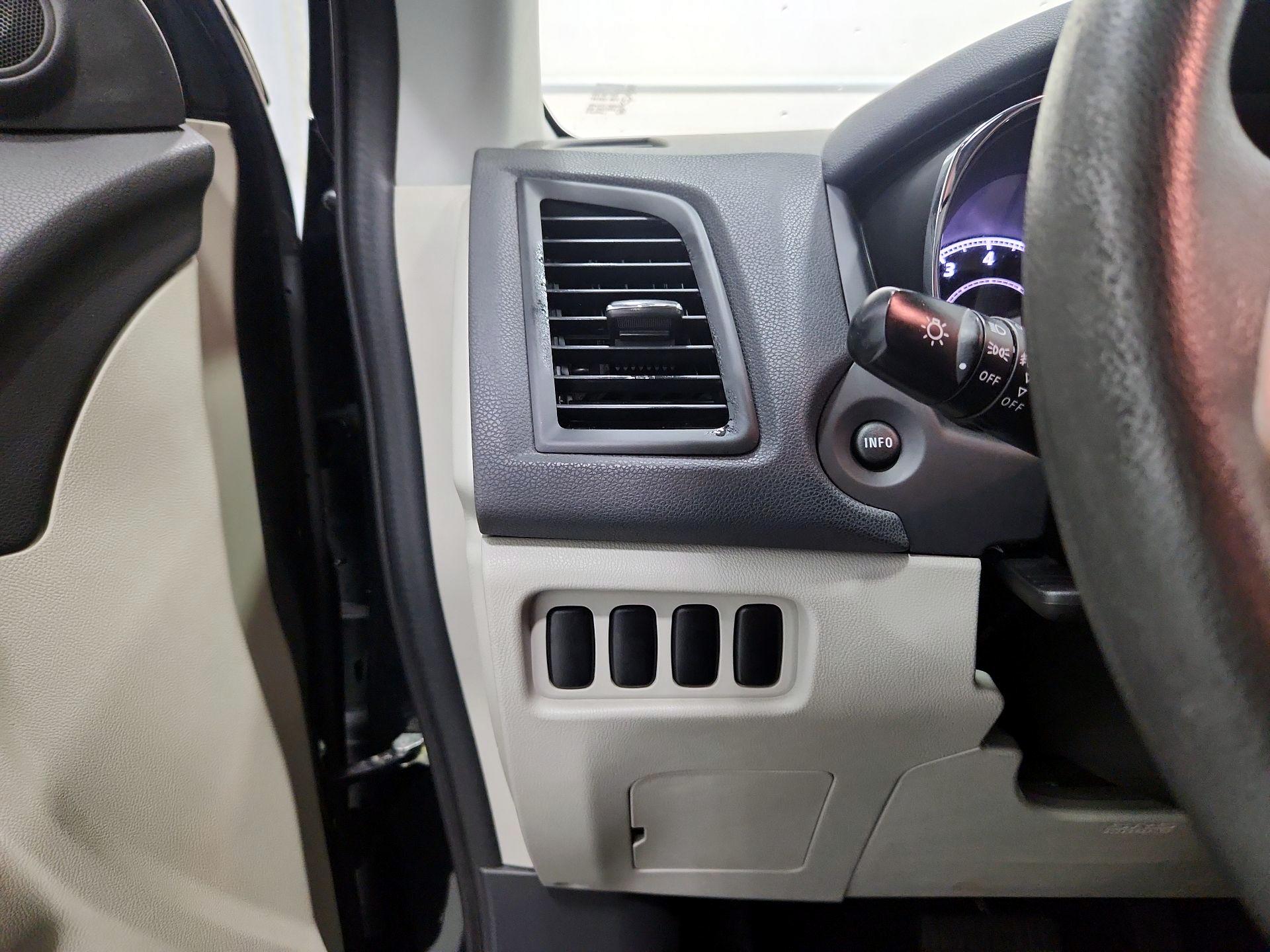 Thumbnail: 2020 Mitsubishi Outlander Sport - 13