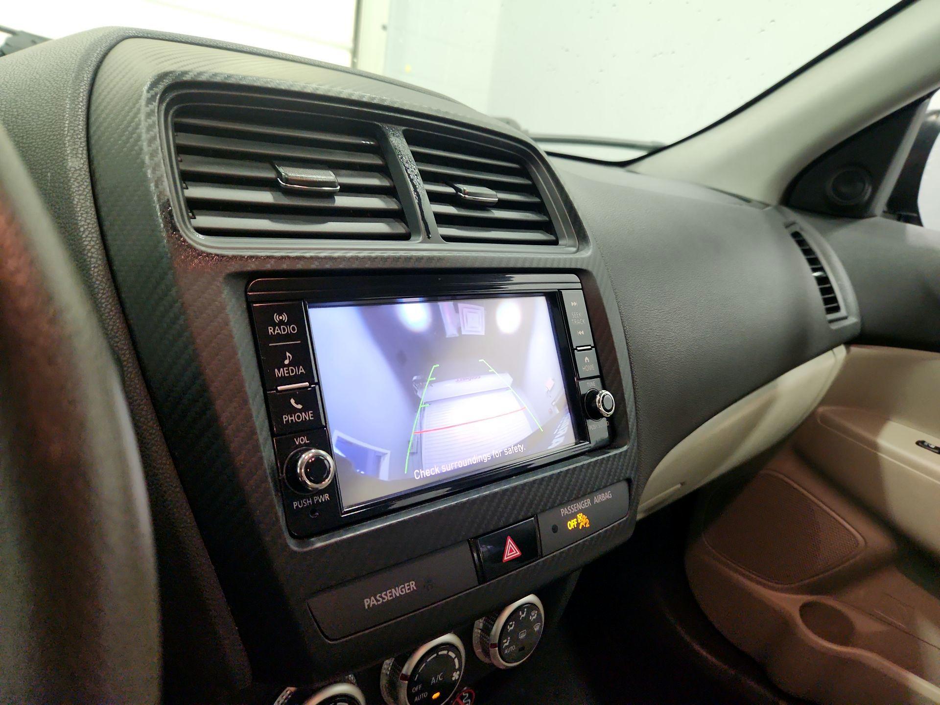 Thumbnail: 2020 Mitsubishi Outlander Sport - 14