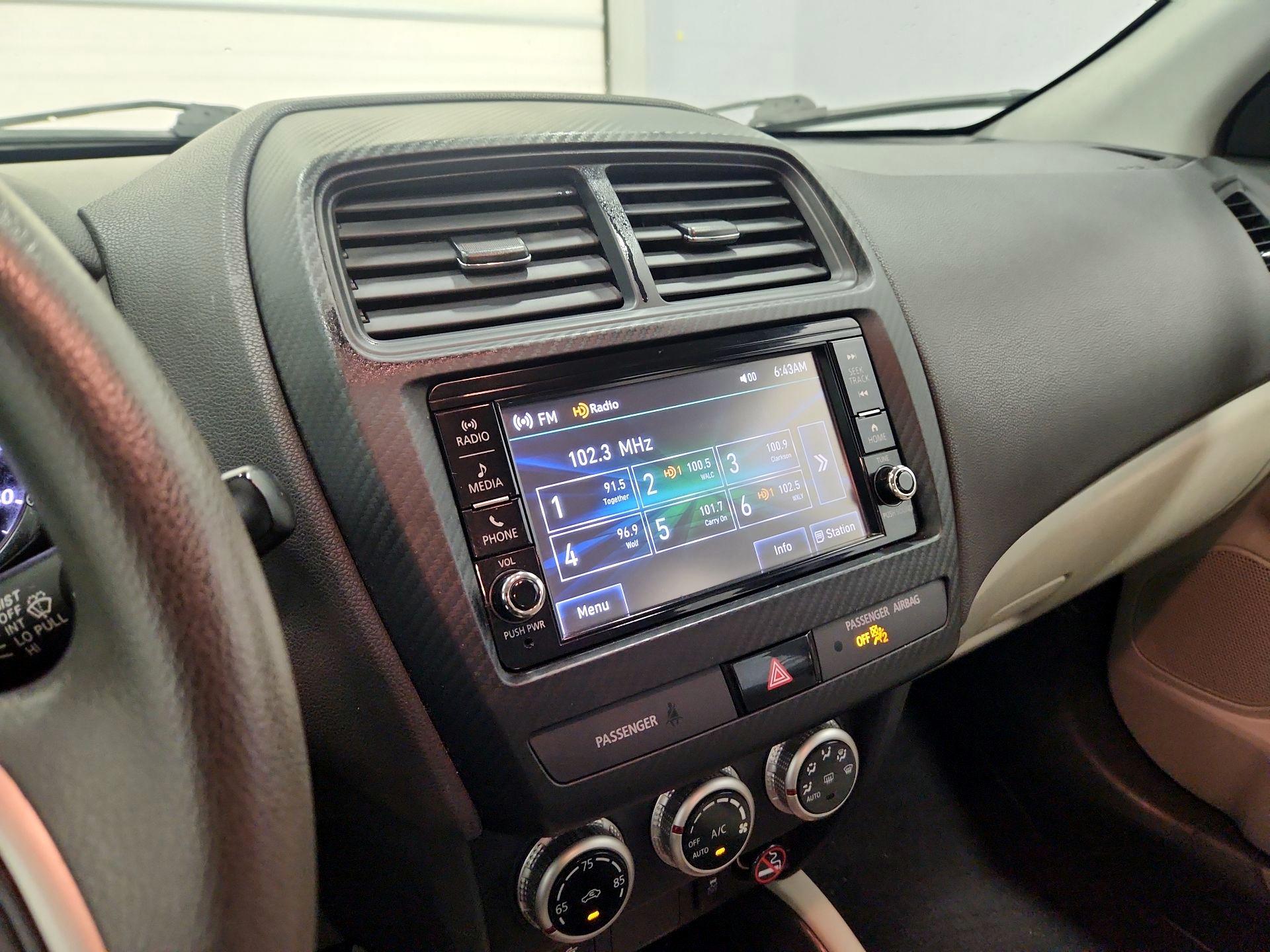 Thumbnail: 2020 Mitsubishi Outlander Sport - 15