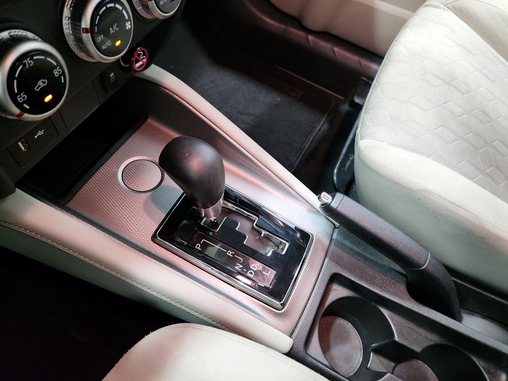 Thumbnail: 2020 Mitsubishi Outlander Sport - 17